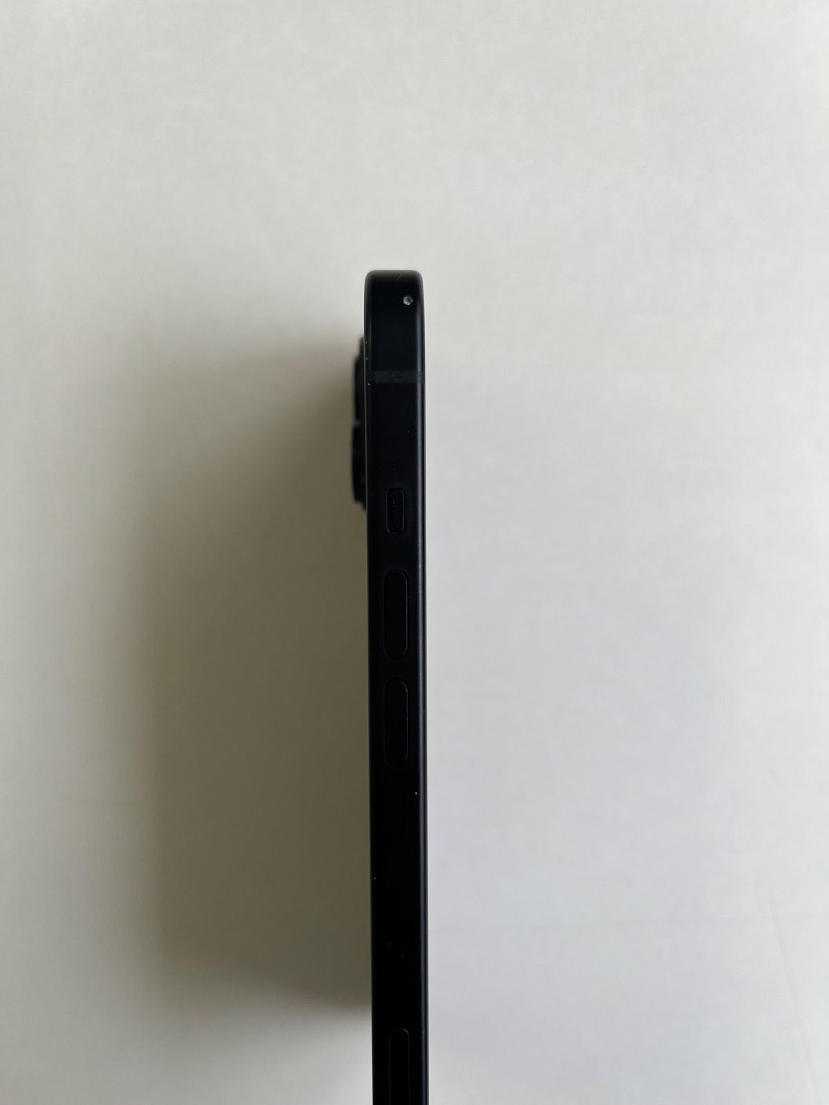 美品 iPhone 15 128GB ブラック SIMフリー docomo - メルカリ
