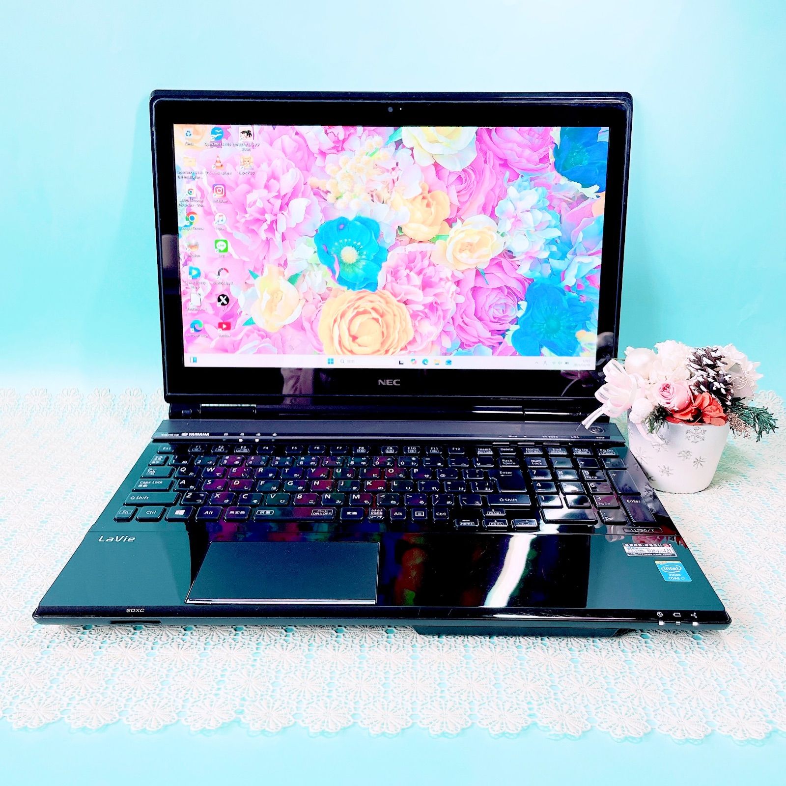 タッチパネル搭載❣️高性能Corei7✨️ノートパソコン！写真やデータ 