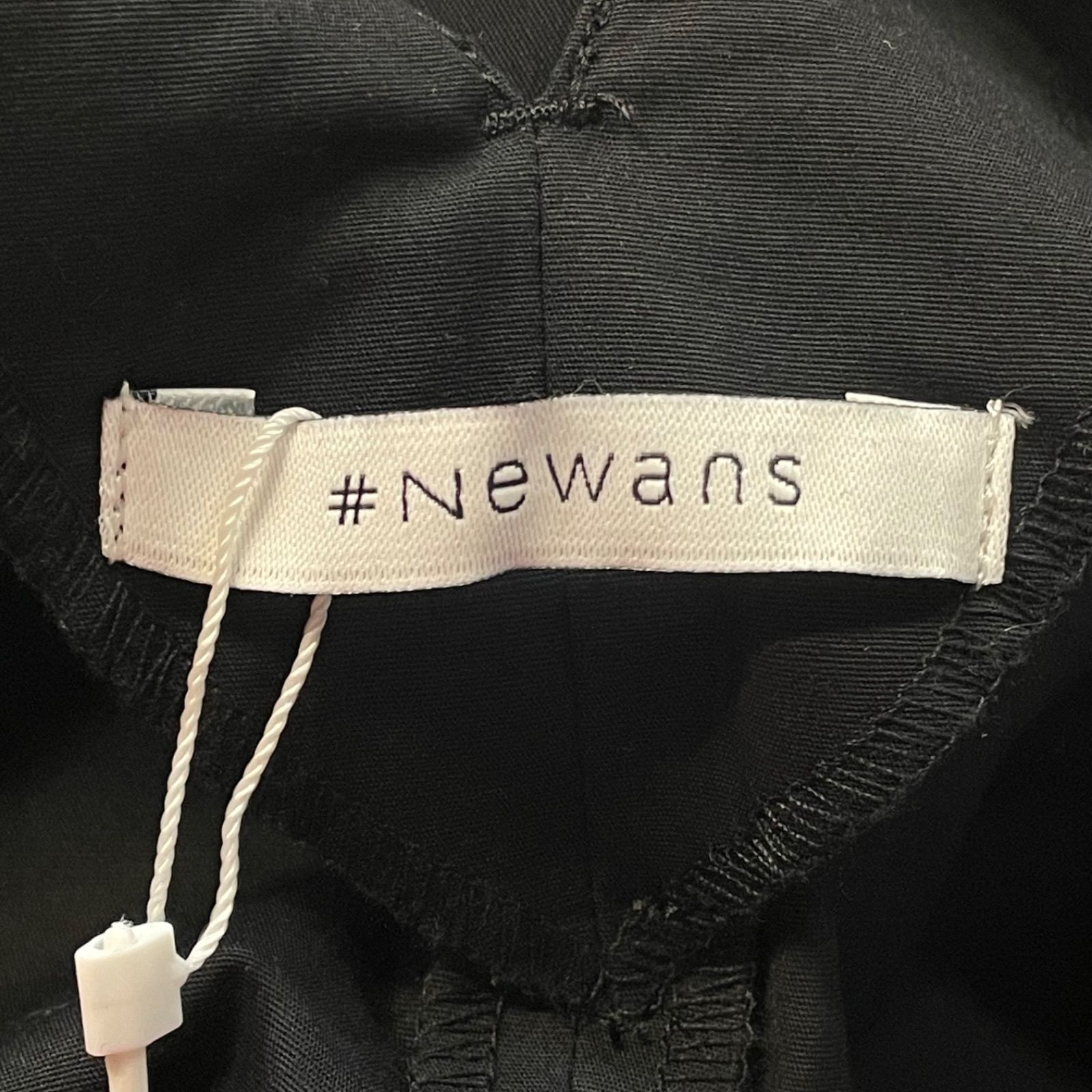 新品 タグ付 未使用 #Newans ハッシュニュアンス ダブルVネックロング 