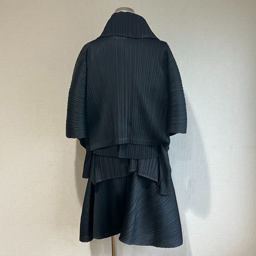 PLEATS PLEASE ISSEY MIYAKE プリーツプリーズ イッセイミヤケ