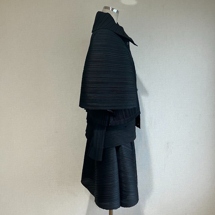 PLEATS PLEASE ISSEY MIYAKE プリーツプリーズ イッセイミヤケ