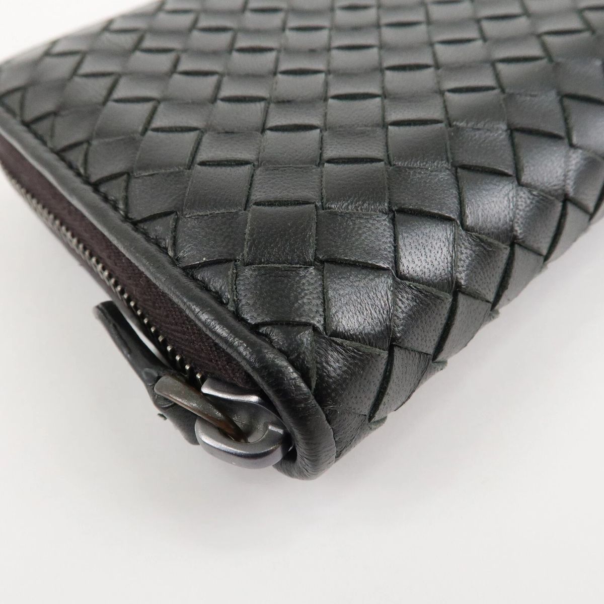 【美品】 Bottega Veneta ボッテガ・ヴェネタ イントレチャート ジップアラウンドウォレット 114076 ブラック/レザー 美品】 Bottega Veneta ボッテガ・ヴェネタ イントレチャート ジップ