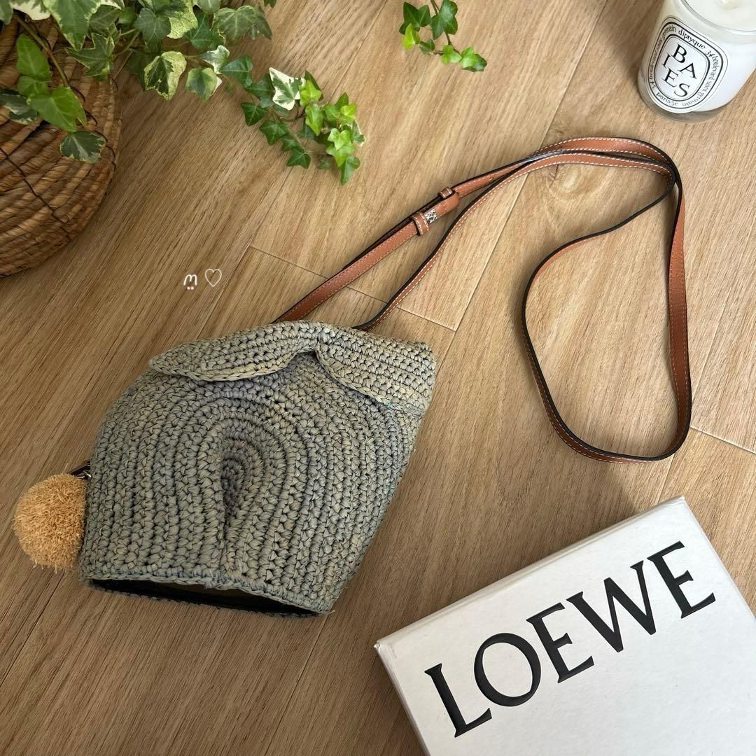 LOEWEロエベ　ラフィアバニーバッグ　ショルダー　斜めがけポシェット　ラビット LOEWEロエベ ラフィアバニーバッグ ショルダー 斜めがけポシェット