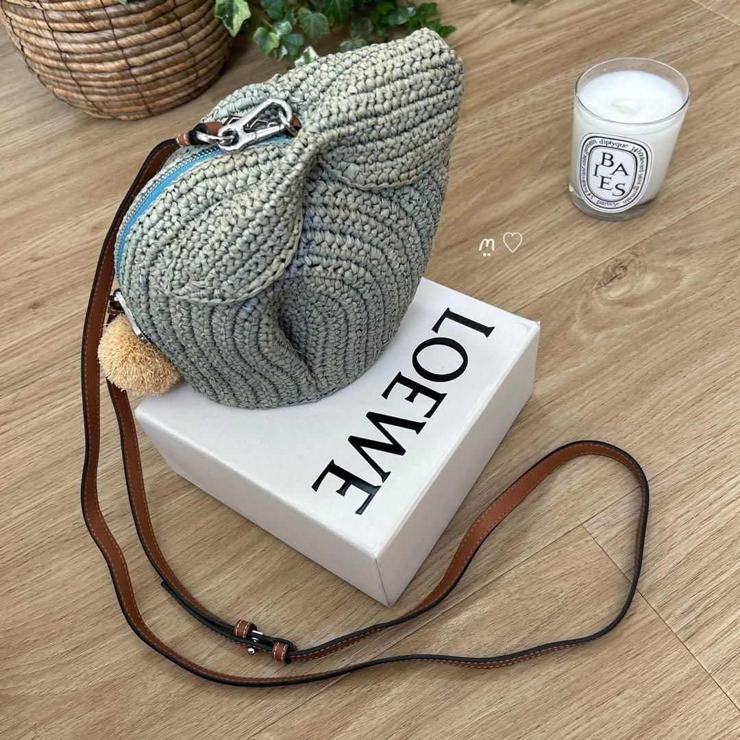 LOEWEロエベ　ラフィアバニーバッグ　ショルダー　斜めがけポシェット　ラビット LOEWEロエベ ラフィアバニーバッグ ショルダー 斜めがけポシェット