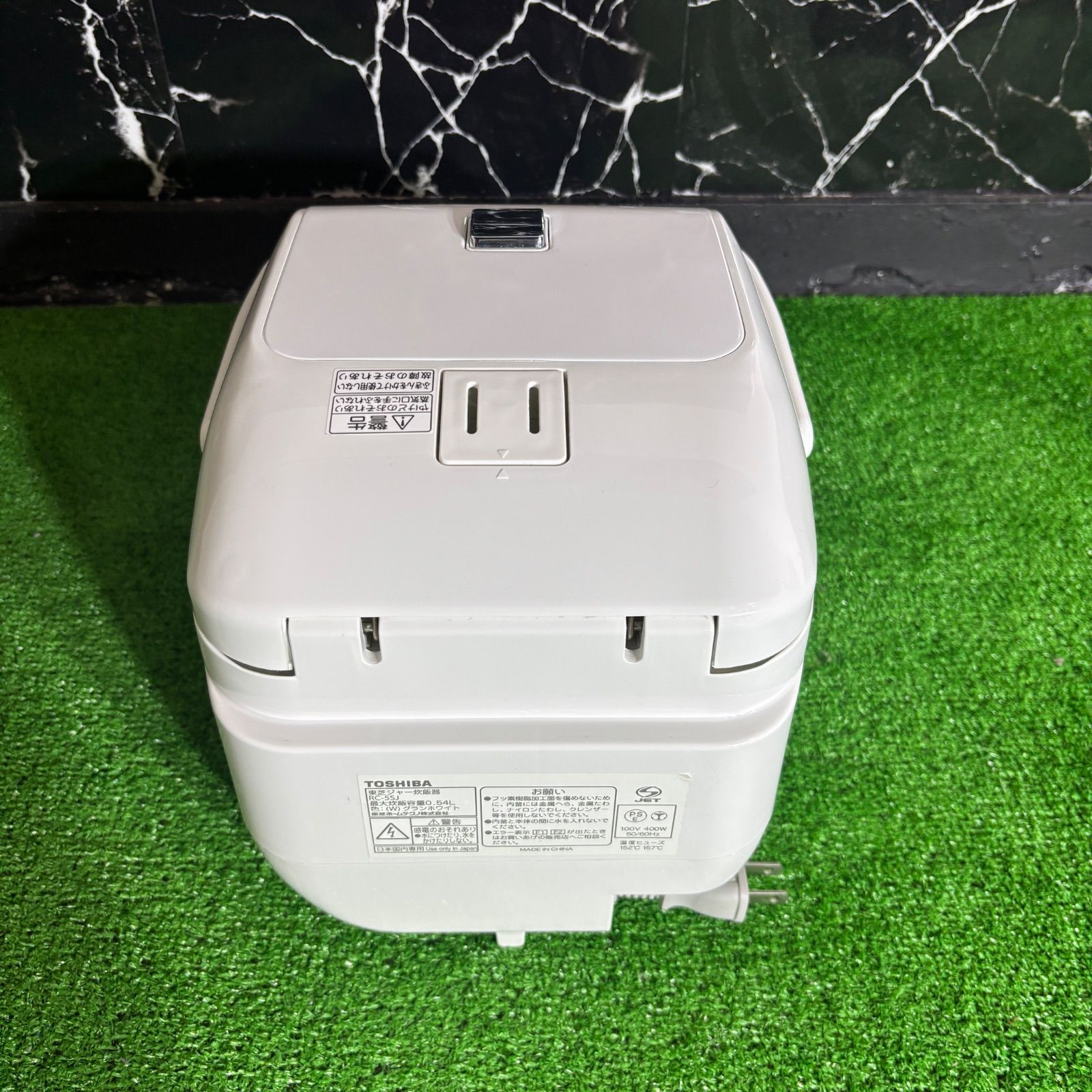 TOSHIBA 東芝 2016年製 炊飯器 3合 ホワイト ダイヤモンド銅コート釜 
