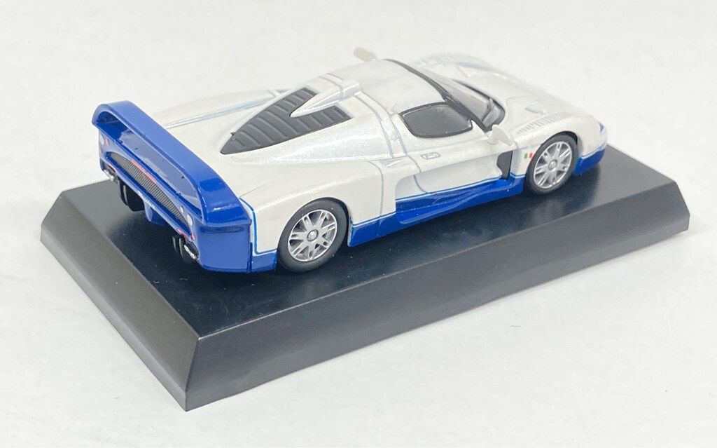 京商 1/64 マセラッティ ミニカーコレクション MC12 ホワイト/ブルー 