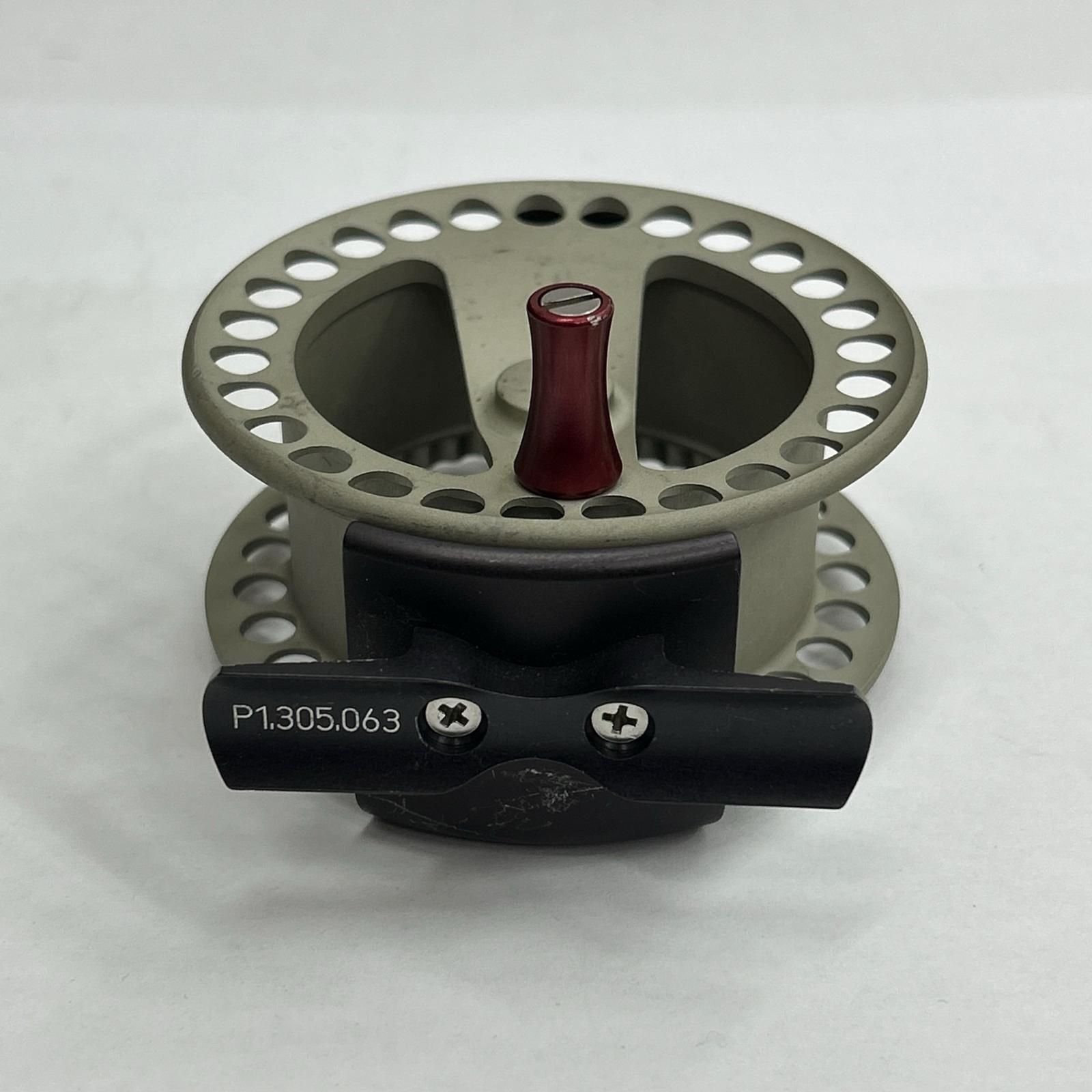 共同購入価格 Waterworks purist P1 フライリール 中古品 傷あり