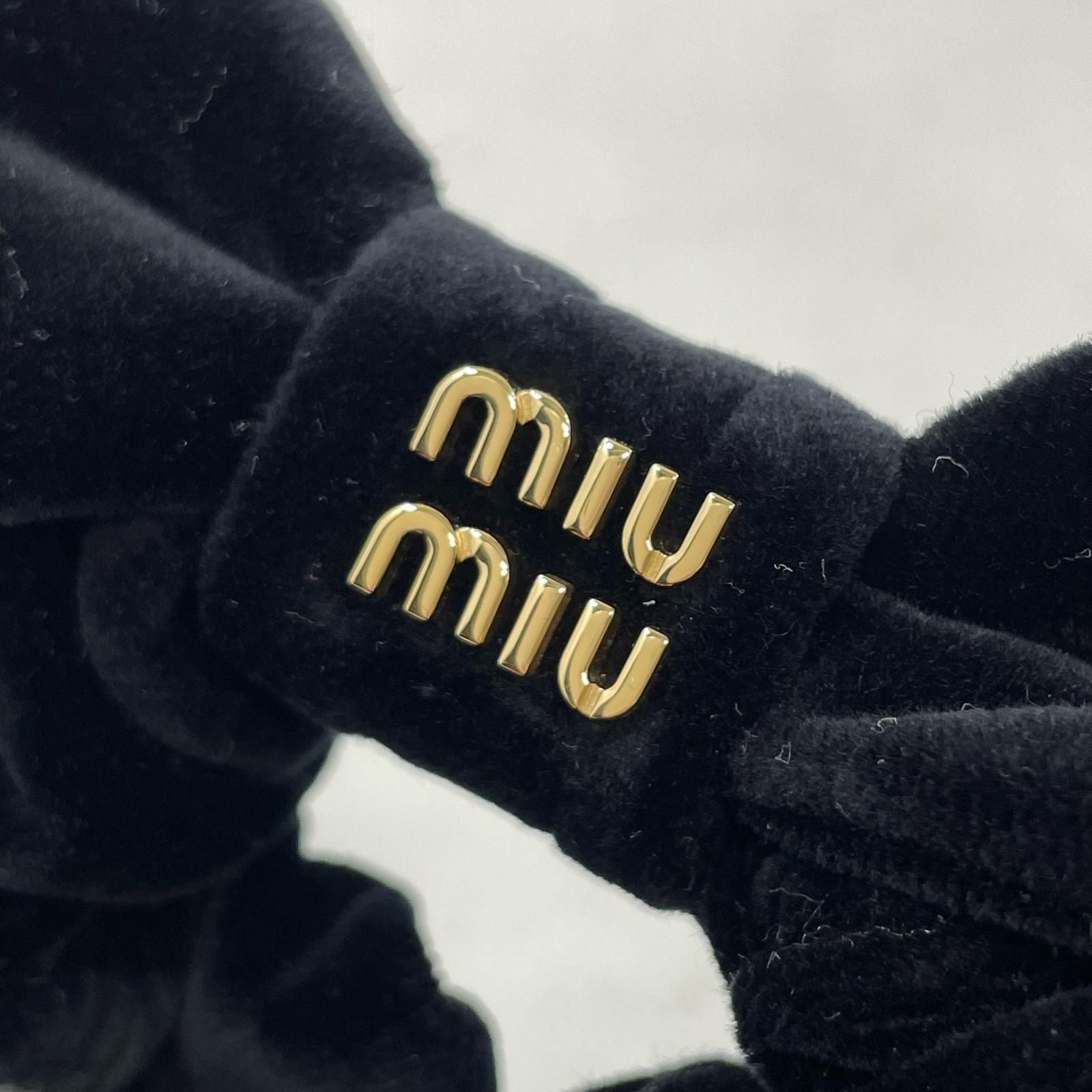 MIU MIU ミュウミュウ ベルベット リボン シュシュ 【公式通販】