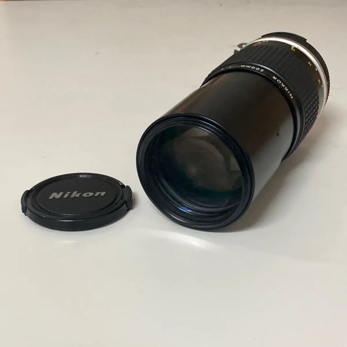 니콘 니코르 200mm 1:4 렌즈