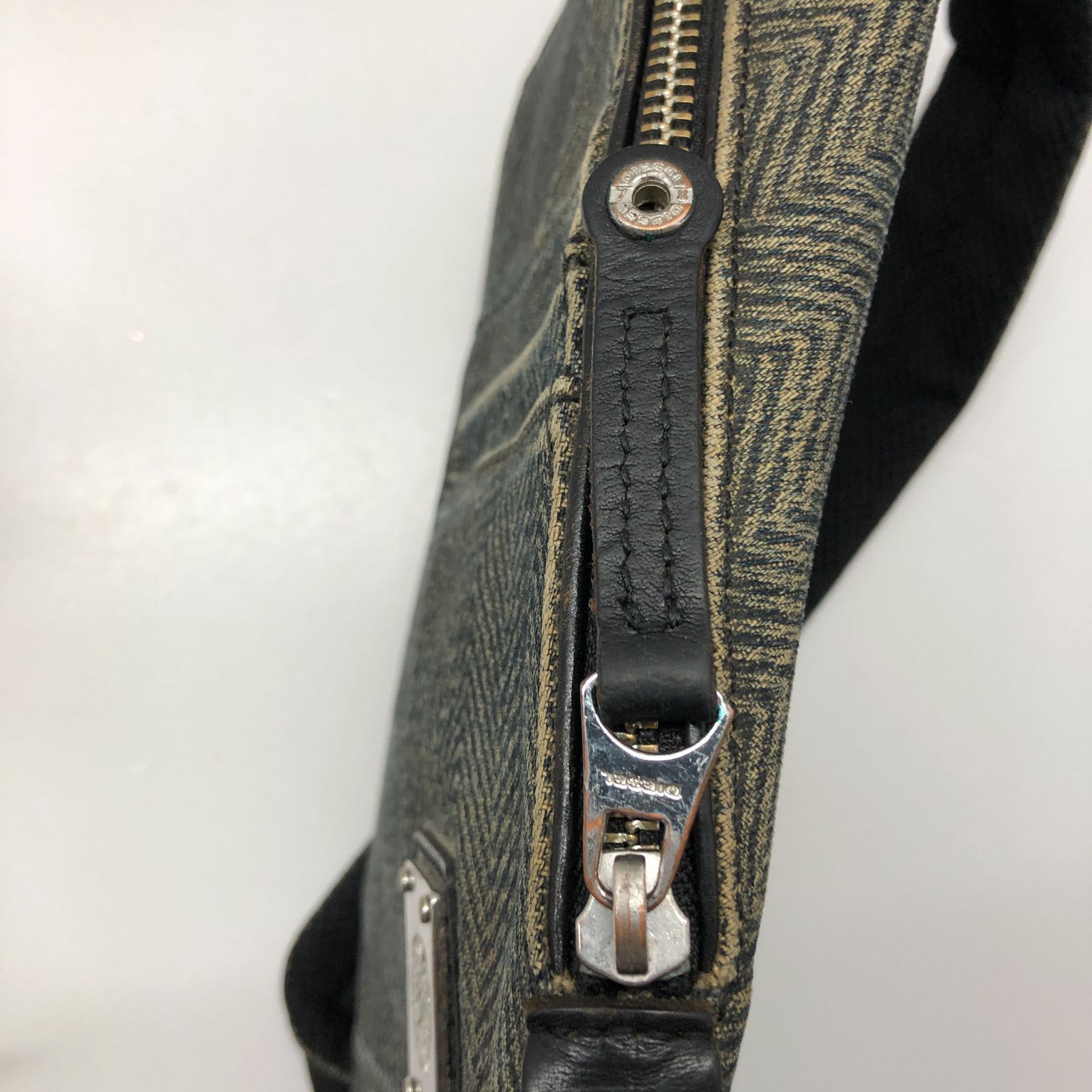 DIESEL ボディバッグ ショルダー デニム ディーゼル KSAW26-1243