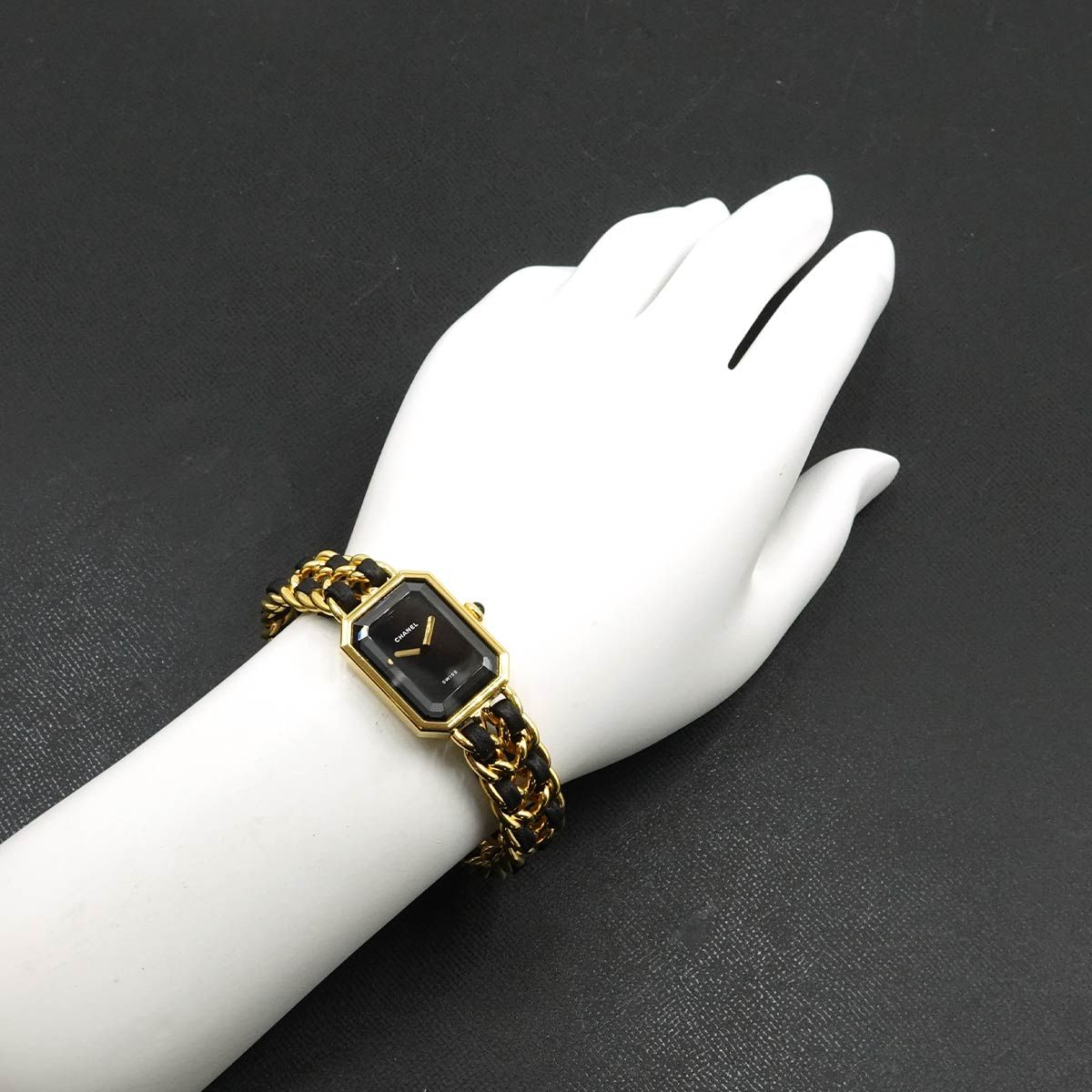 シャネル CHANEL プルミエール Mサイズ H0001 ヴィンテージ レディース 腕時計 ブラック ゴールド ウォッチ Premiere 90319622 シャネル CHANEL プルミエール Mサイズ H0001 ヴィンテージ レディース