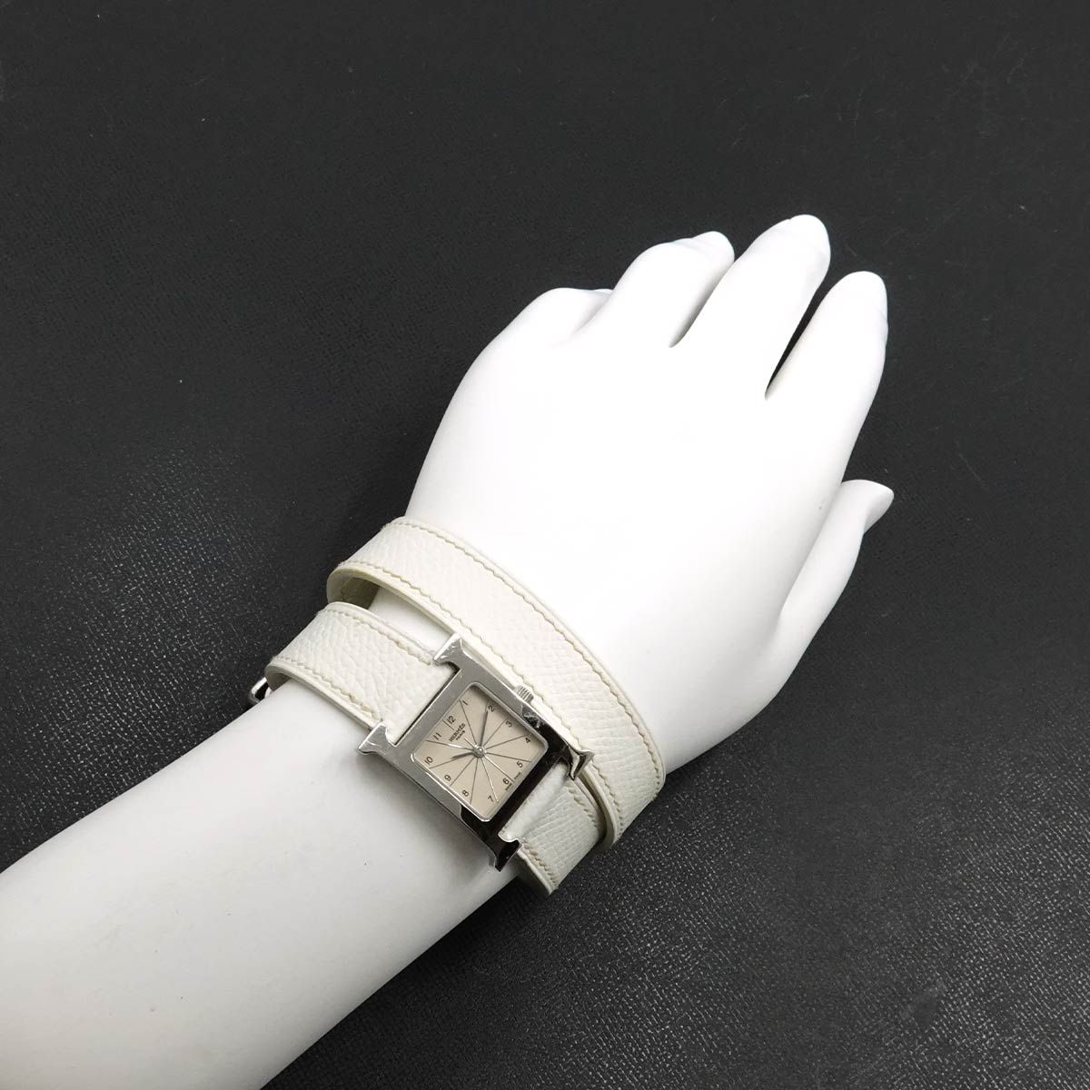 エルメス HERMES Hウォッチ ドゥブルトゥール HH1 210 レディース 腕時計 シルバー クォーツ ウォッチ H Watch 90322041 HERMES ヴィンテージ エルメス Hウォッチ ドゥブルトゥール HH1.210
