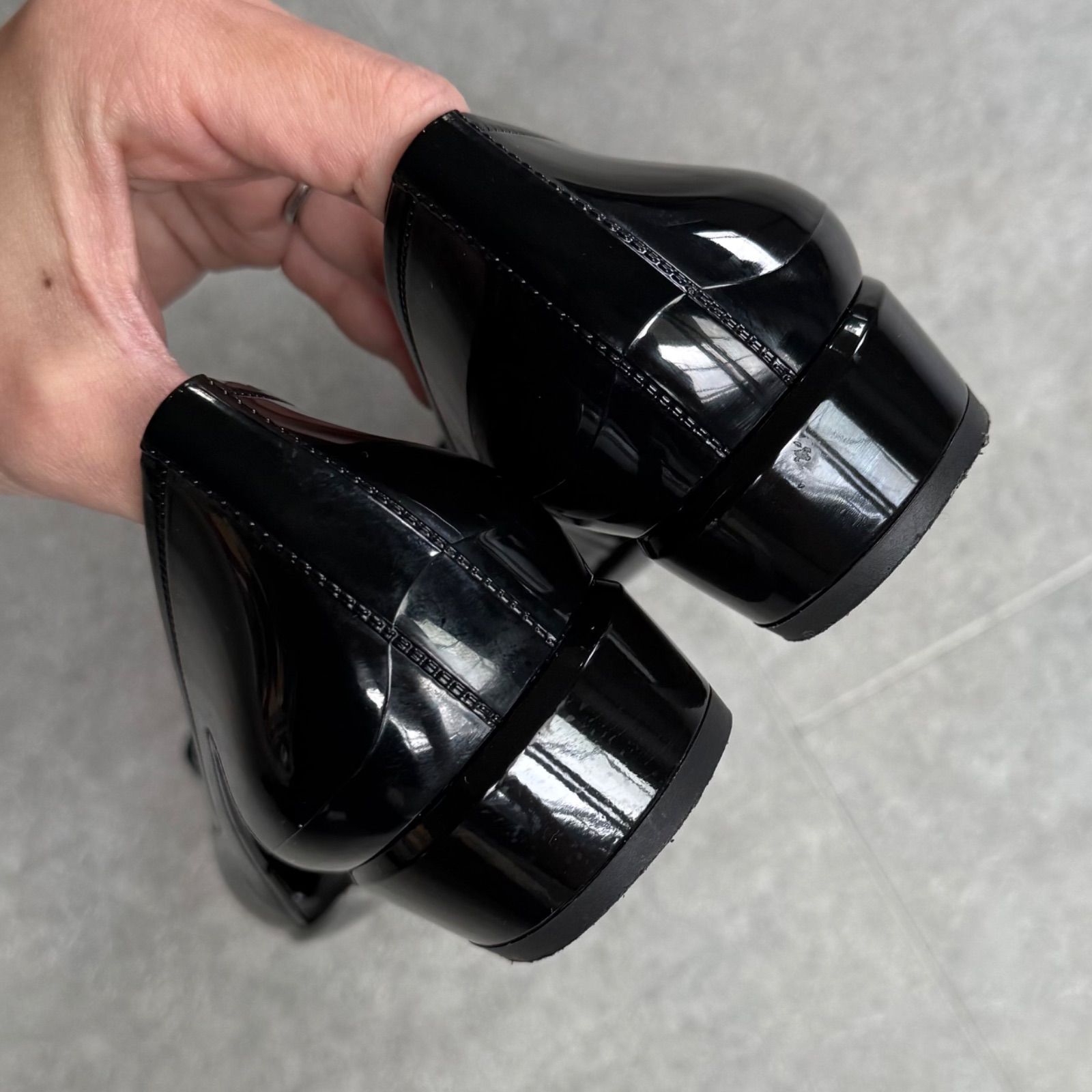Salvatore Ferragamo サルヴァトーレフェラガモ Vara Jelly ヴァラ