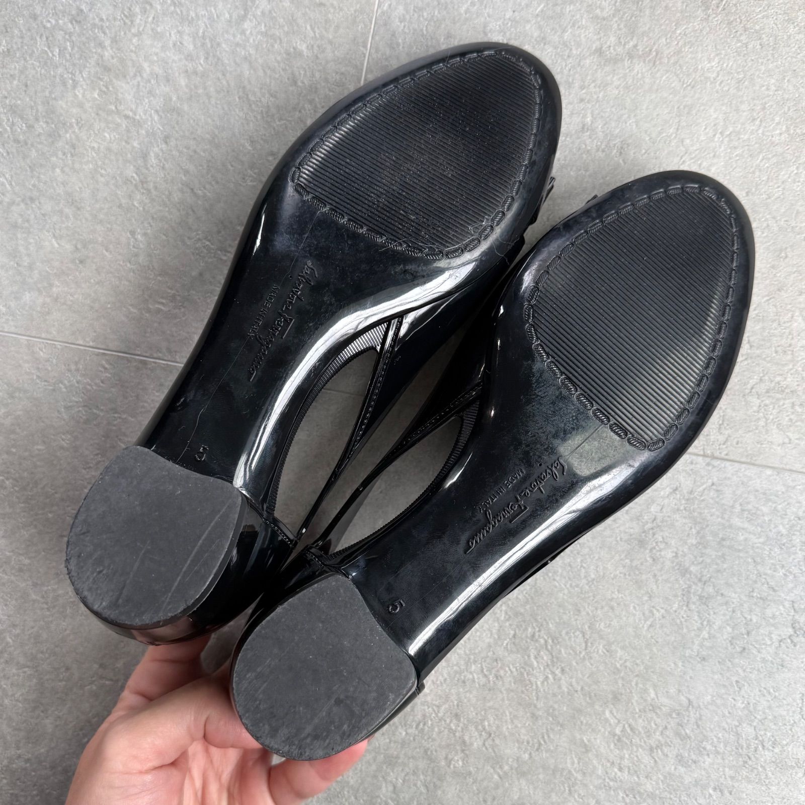 Salvatore Ferragamo サルヴァトーレフェラガモ Vara Jelly ヴァラ