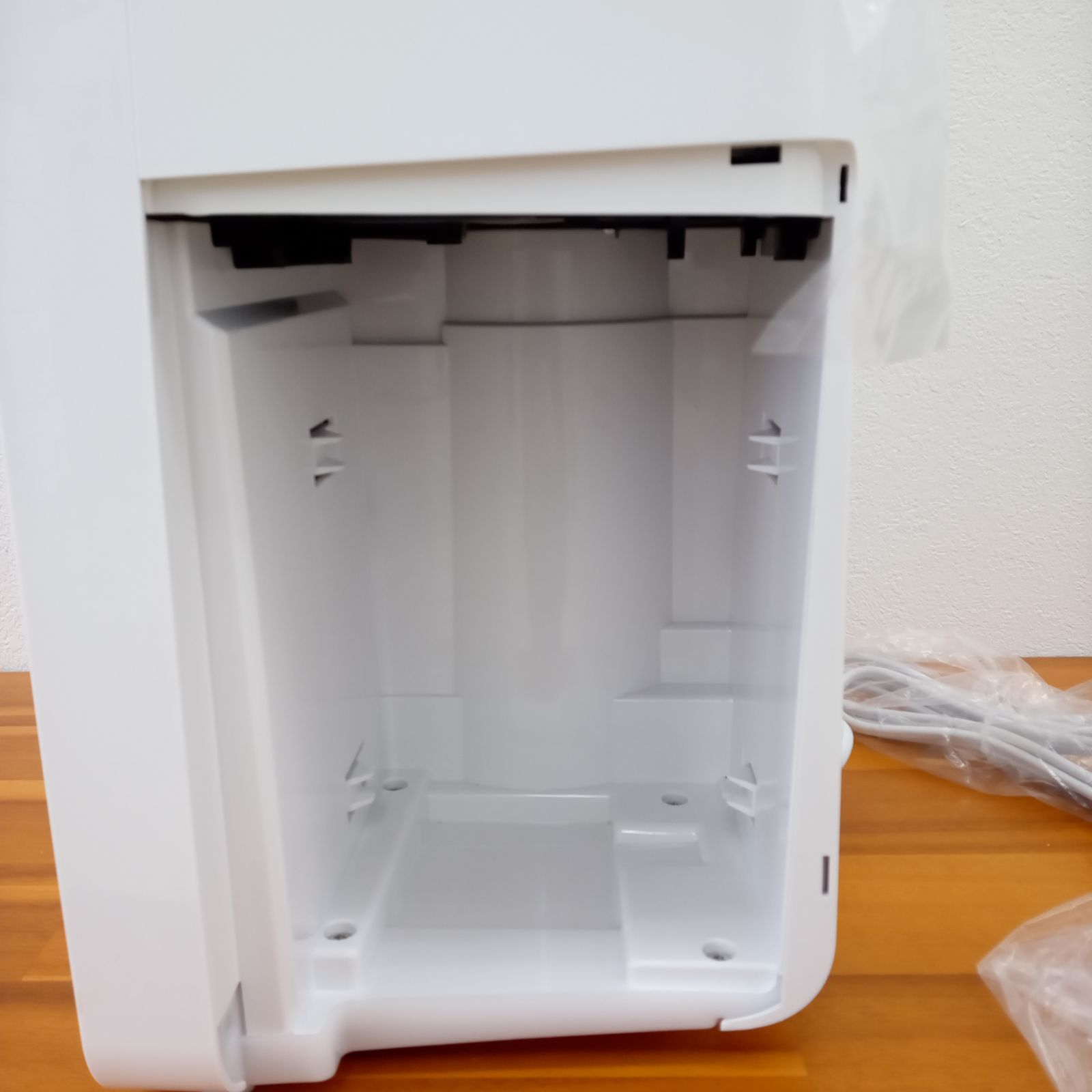 ☆リユースのサカイ太田店☆SHARP 除湿器 2025年製 CV-R71-W - メルカリ