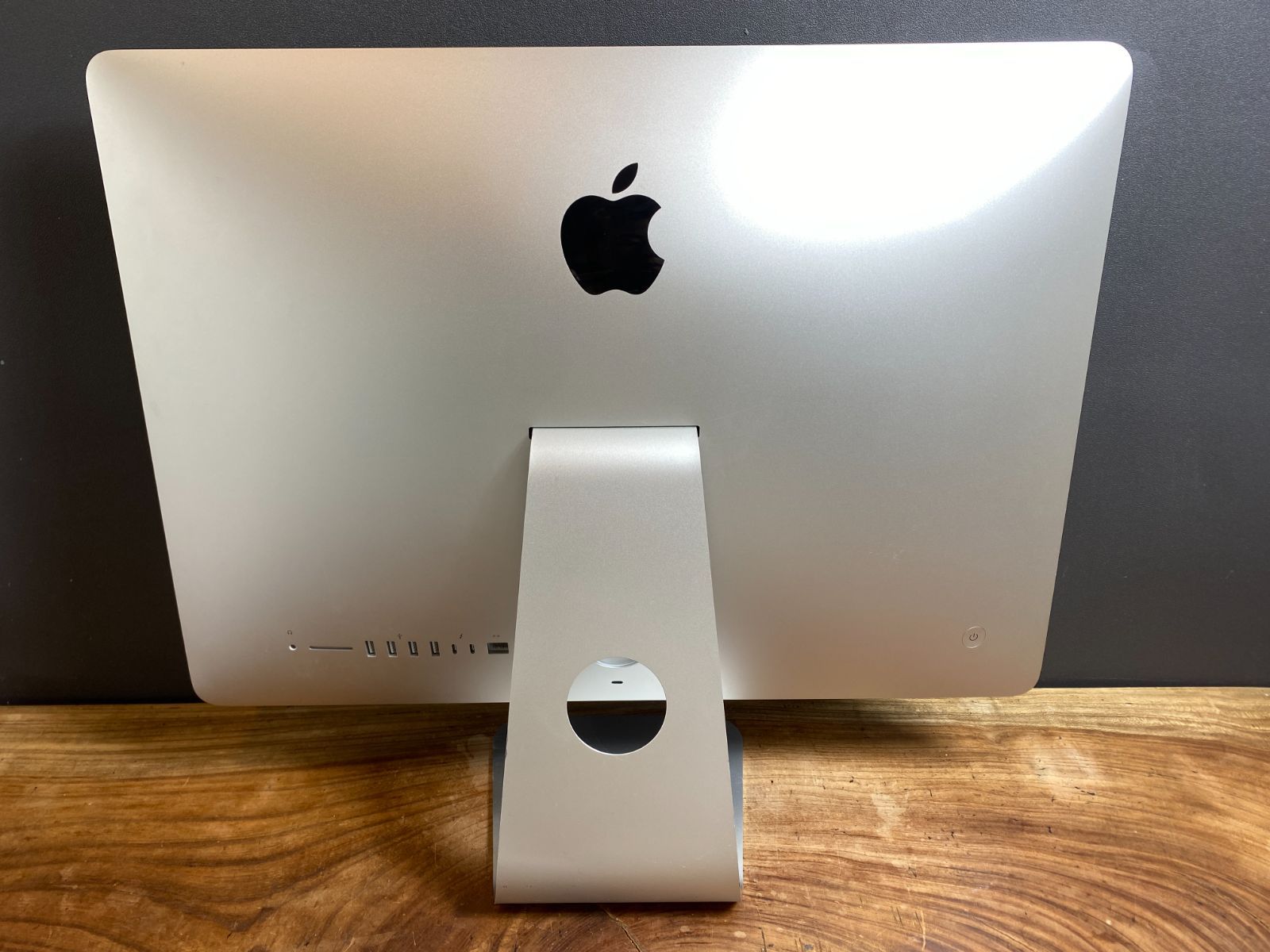 美品］Apple iMac（21.5インチ, 2017）/ Core i7 / メモリ16GB 