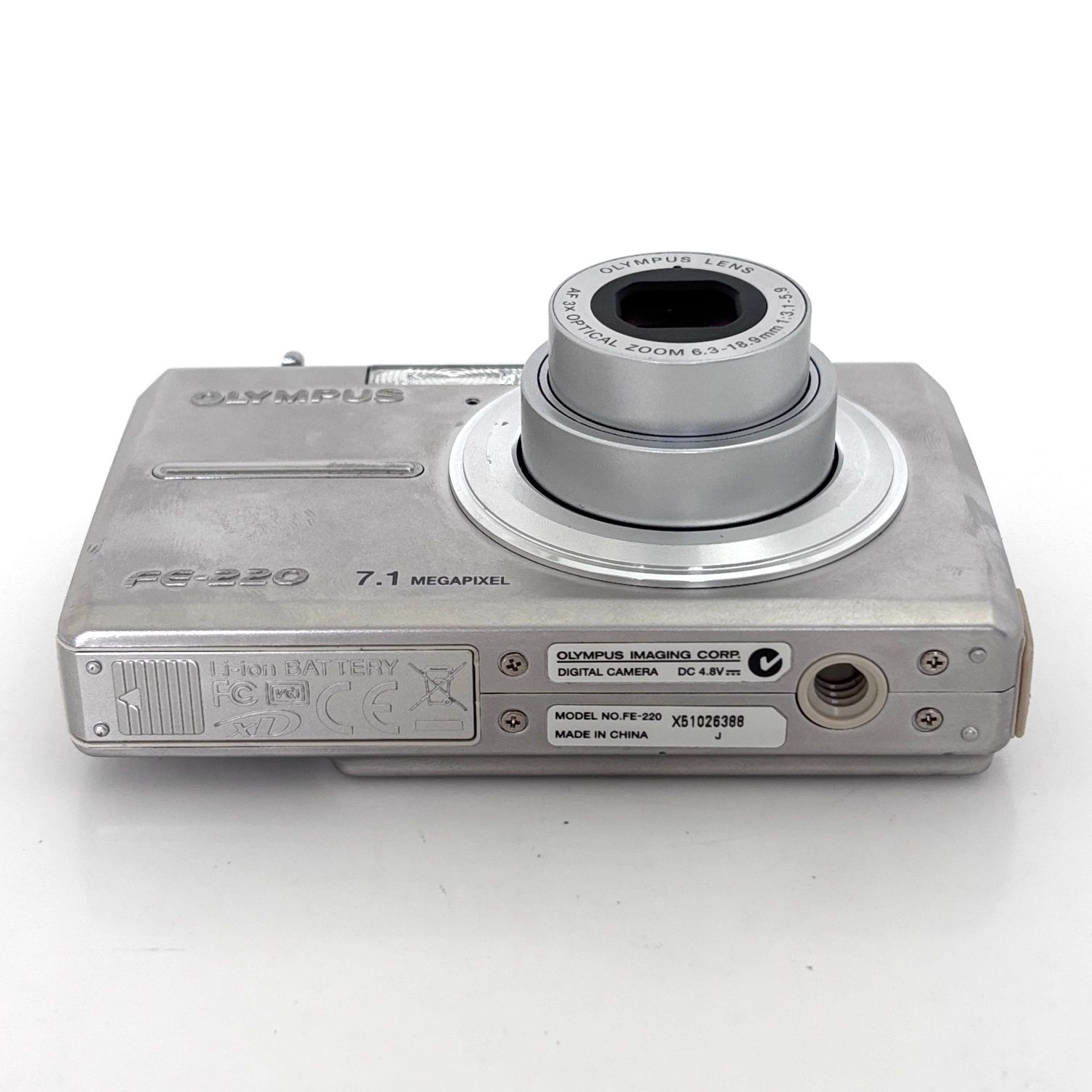 充電器がない為少しお値引き価格【オリンパス】OLYMPUS FE-220 