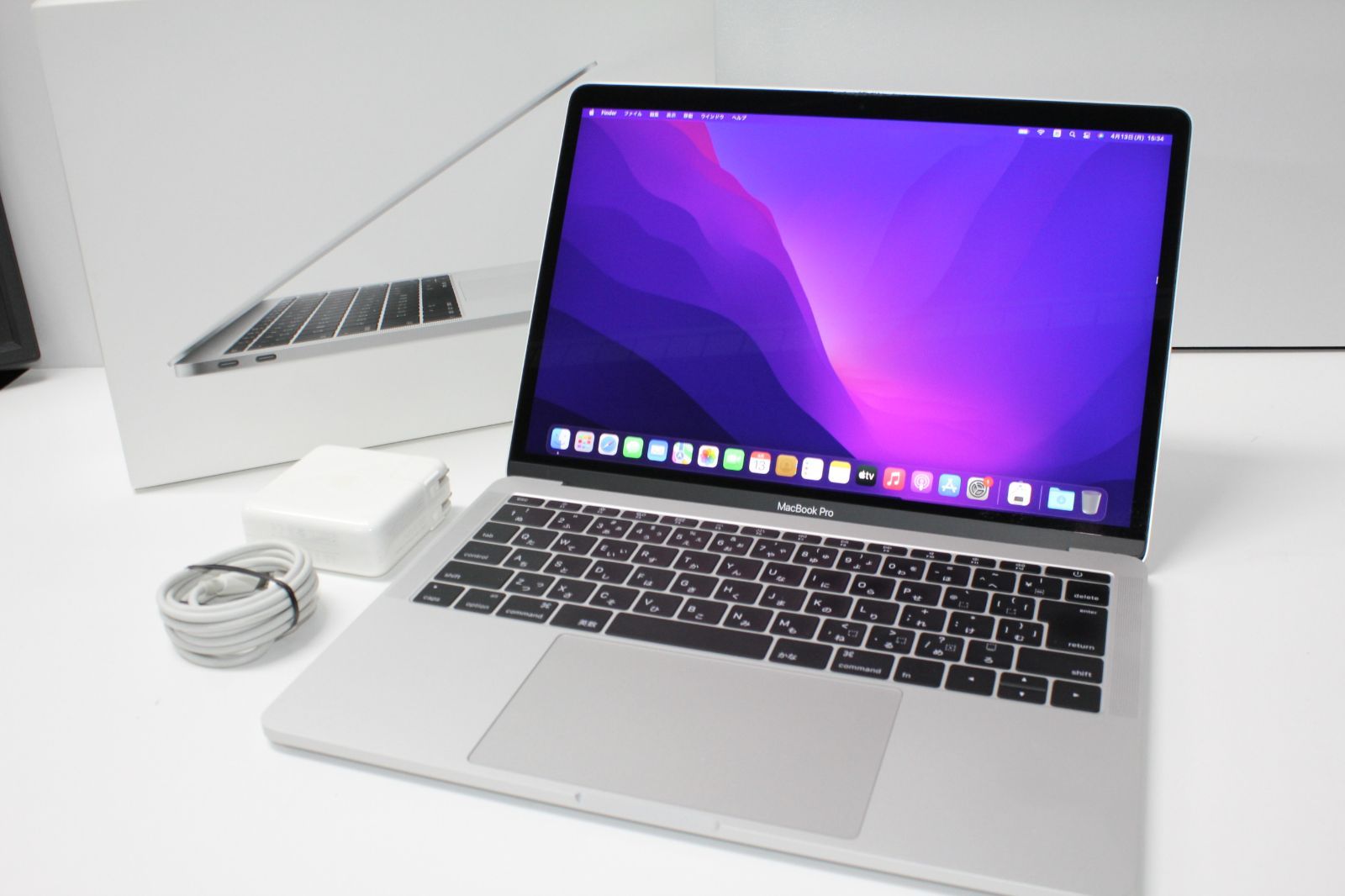 MacBook Pro（13インチ,2016,Thunderbolt 3ポートx 2）256GB/8GB 