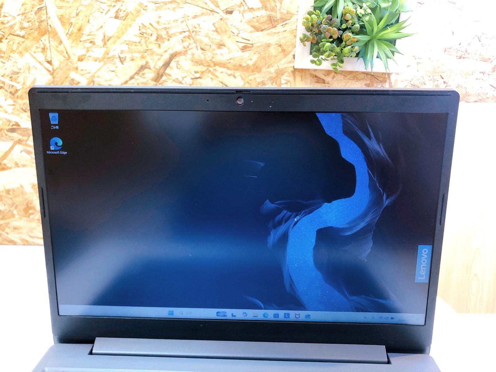 美品】レノボ V140-15IWL i5-8265U 8GB/256GB Win11 Pro - メルカリ