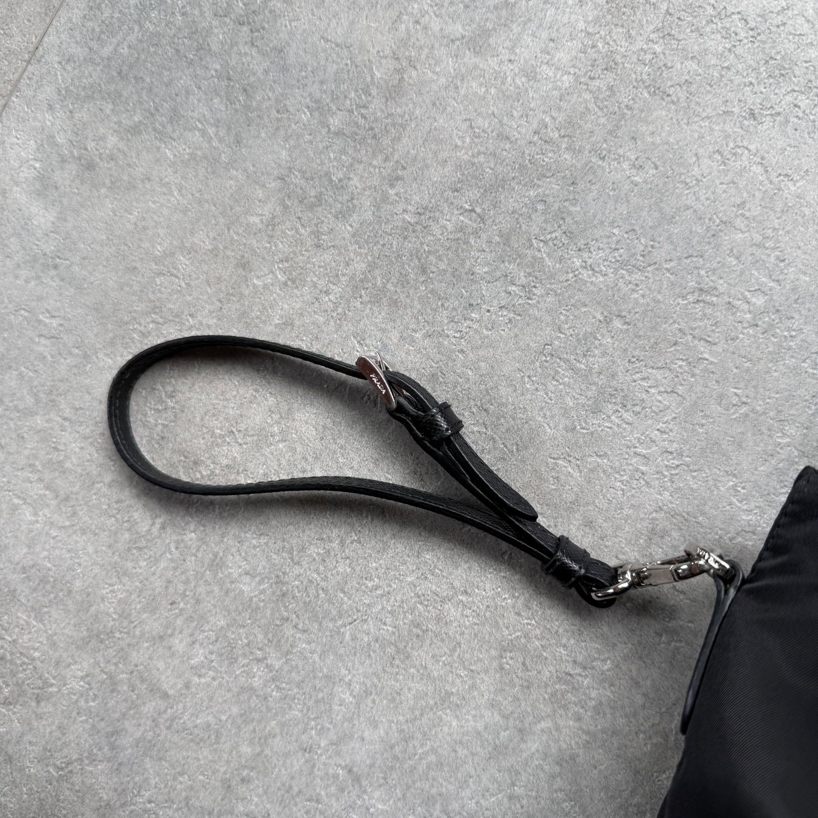 極美品 PRADA プラダ トライアングルロゴ 巾着バック Re-Nylon 