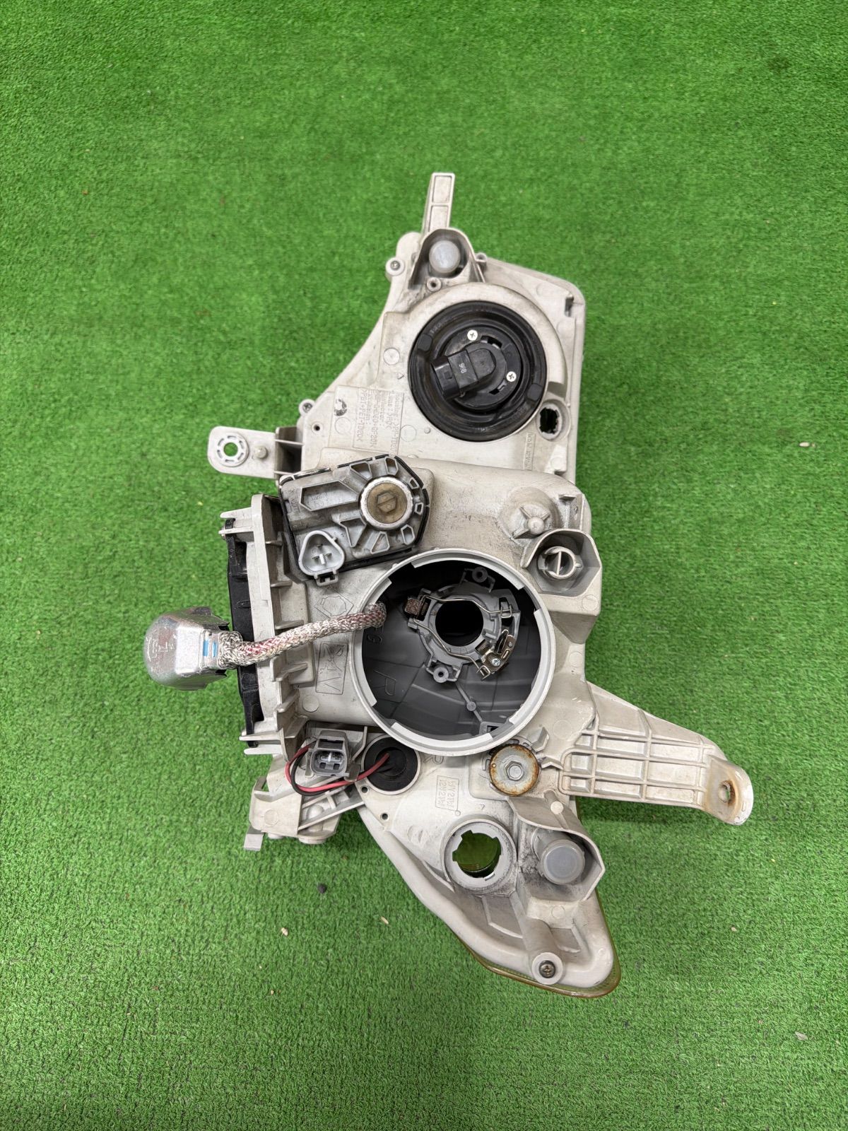 ダイハツ タントカスタム L375S L385S 純正 右側 ヘッドライト KOITO