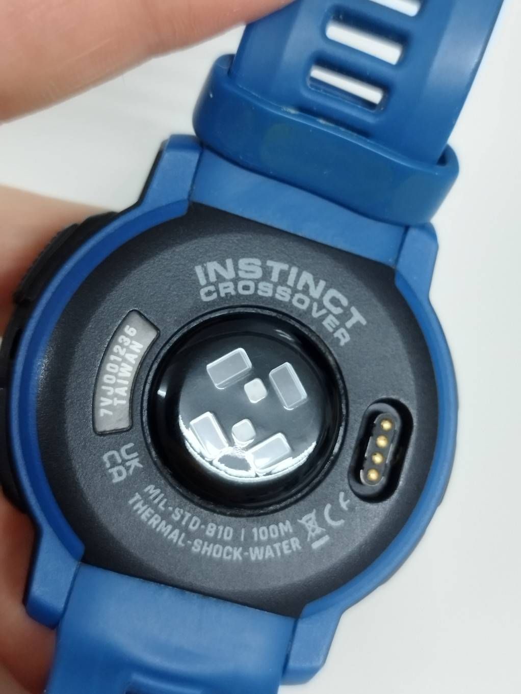 良品】GARMIN INSTINCT CROSSOVER DUAL POWER/010-02730-42 