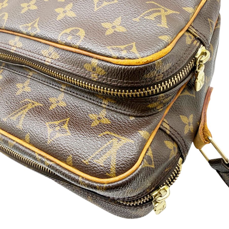 【中古】LOUIS VUITTON ルイヴィトン モノグラム ナイル ブラウン M45244 AR1000 モノグラムキャンバス ヴィンテージ ショルダーバッグ 鞄　かばん　肩掛け メッセンジャーバッグ レディース　メンズ　女性用　男性用 【ブランドギャラリー東心斎橋店】 ルイ・ヴィトン LOUIS VUITTON ナイル M45244 ブラウン モノグラム