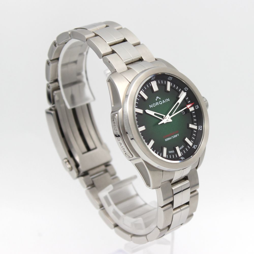 自動巻き腕時計