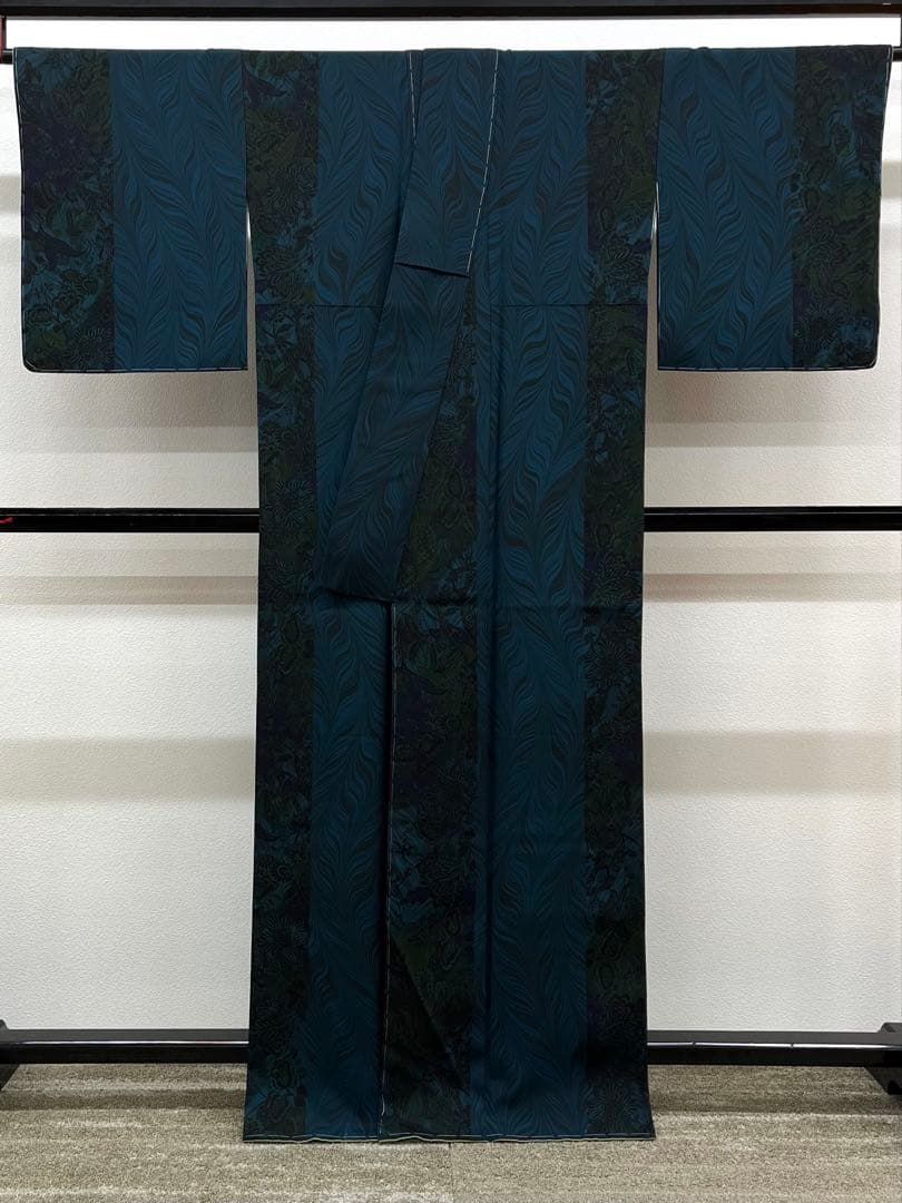 墨流し 小紋 モダン 正絹 躾糸付き A301 - メルカリ