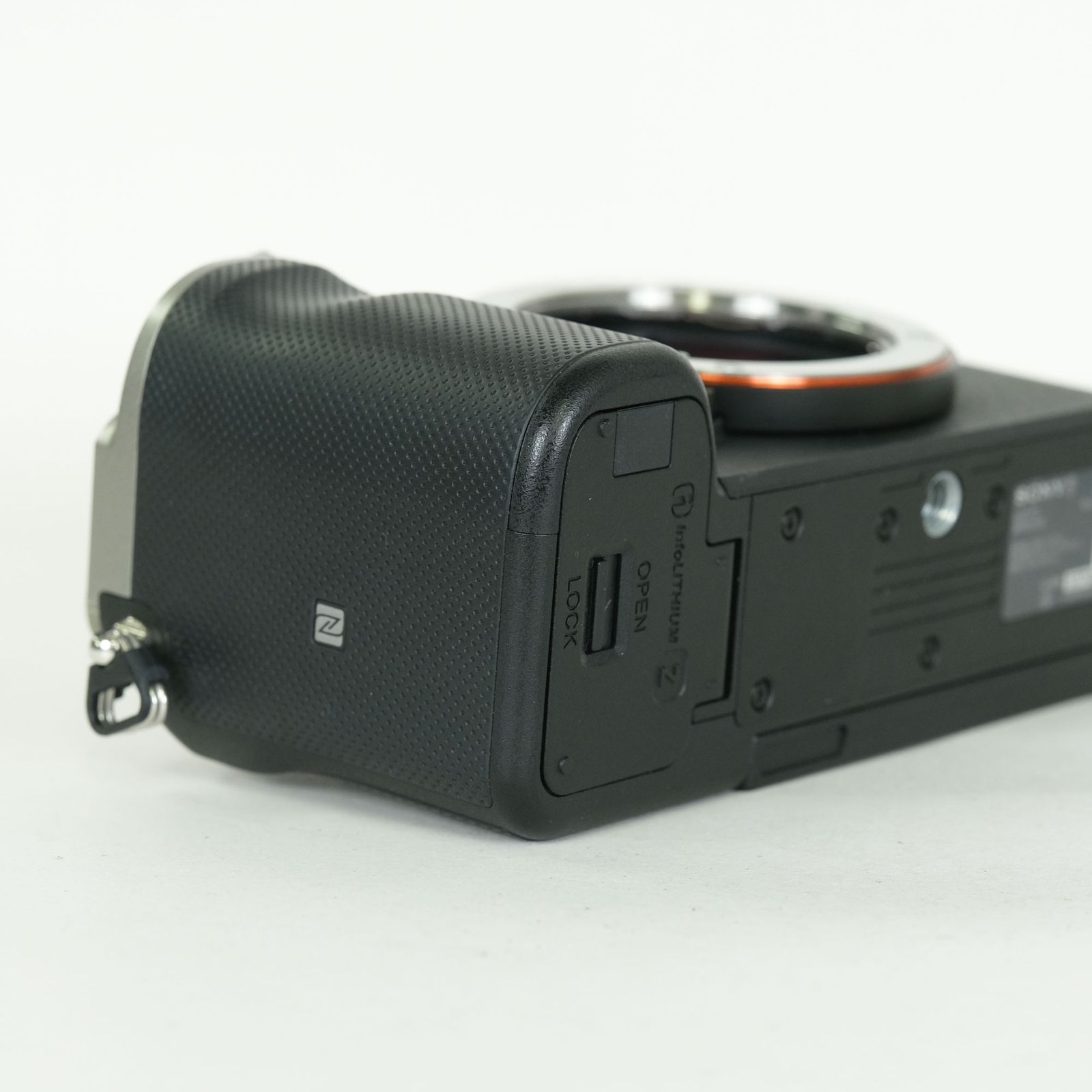 美品 | シャッター数911回] SONY α7C（ILCE-7C） [ボディ シルバー 