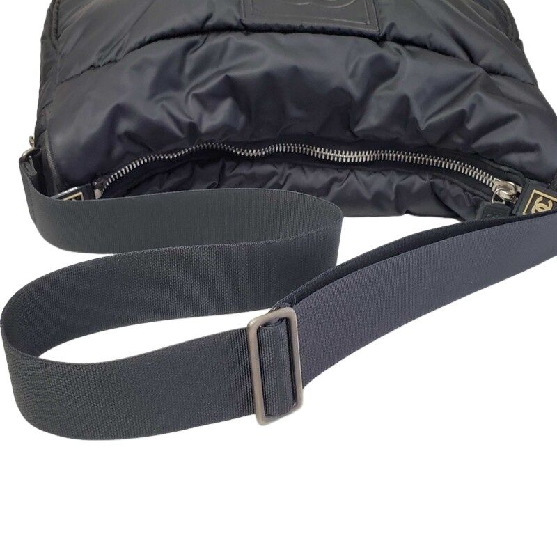 CHANEL シャネル スポーツライン ブラック ナイロン ショルダーバッグ レディース 【中古】 32604K98 シャネル スポーツライン ショルダーバッグ ブラック ナイロン