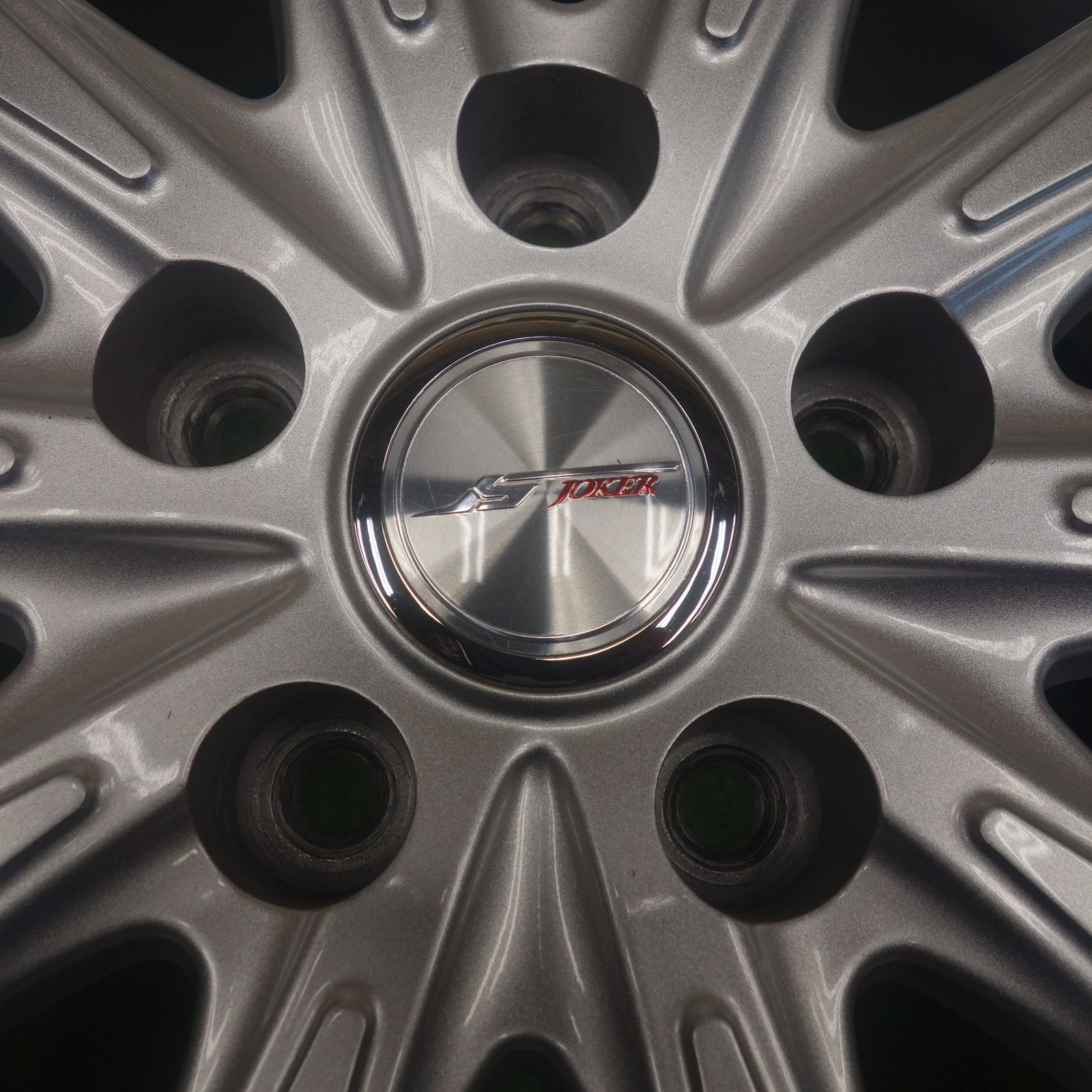 決まりました】195/65R15 22年製 ウィンターマックス / Weds ジョーカー 決まりました】195/65R15 22年製 ウィンターマックス / Weds ジョーカー