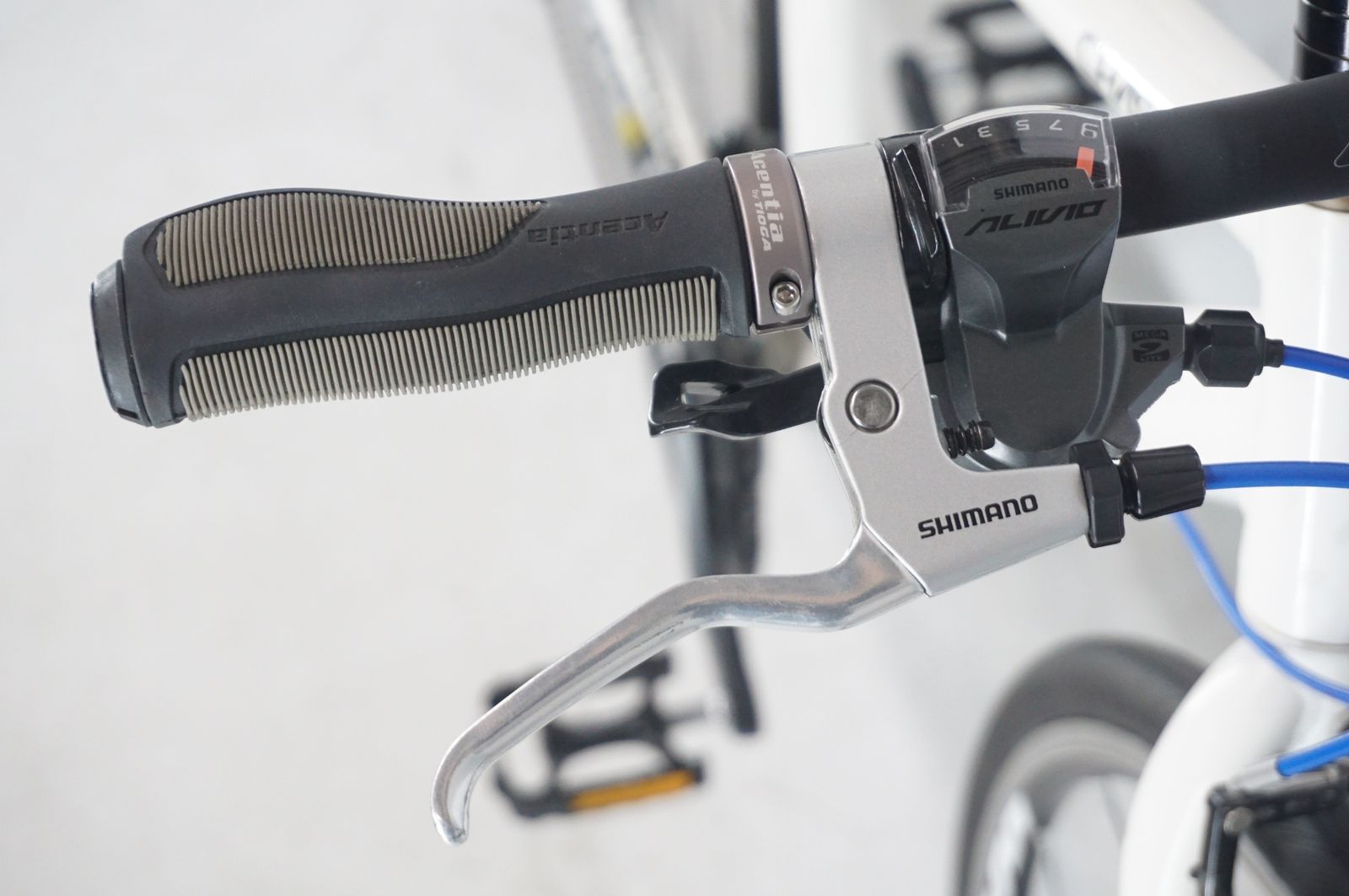 LOUIS GARNEAU 「ルイガノ」 CHASSE 2011年モデル クロスバイク 