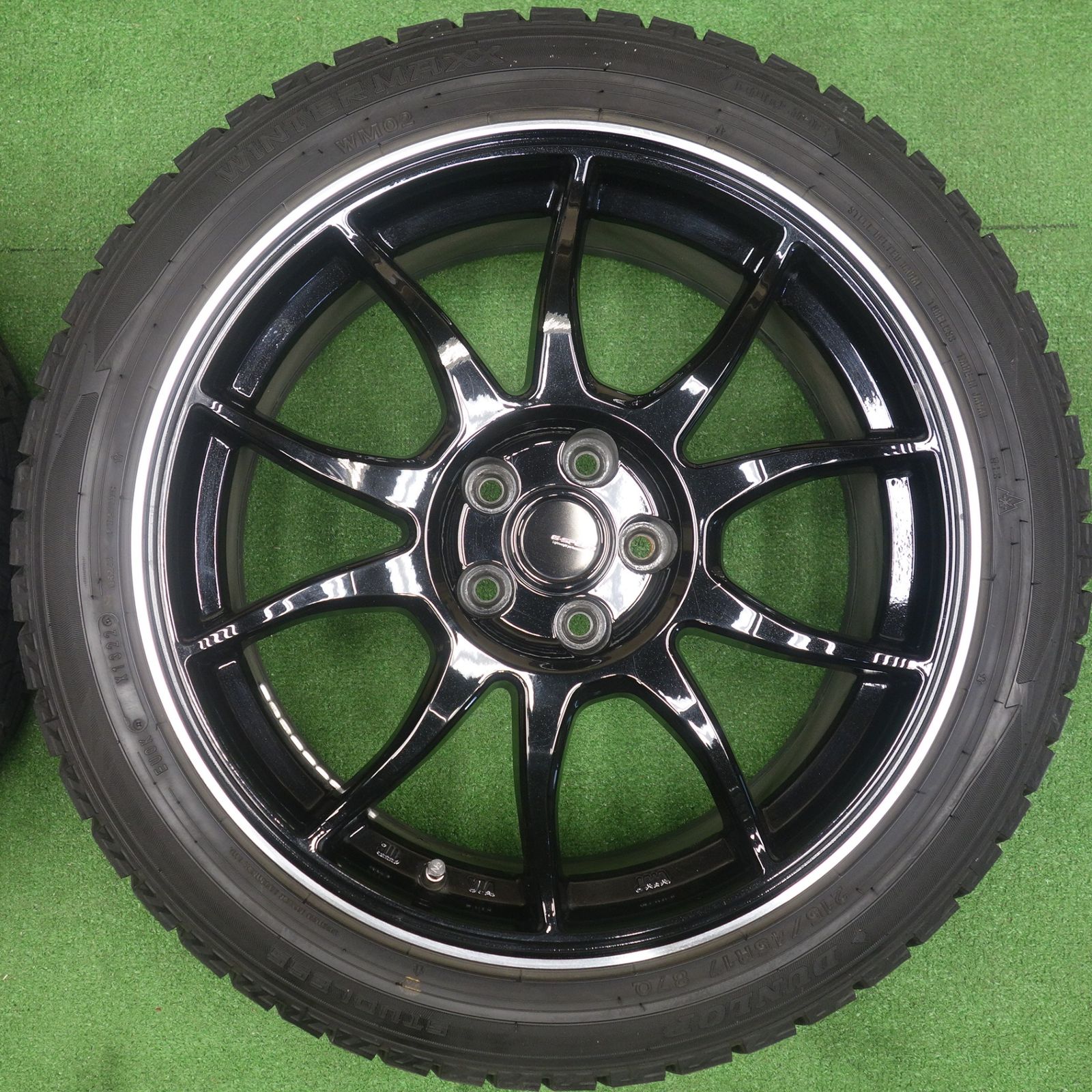 バリ溝！22年！9.5分☆プリウス 等 215/45R17 スタッドレス ダンロップ 