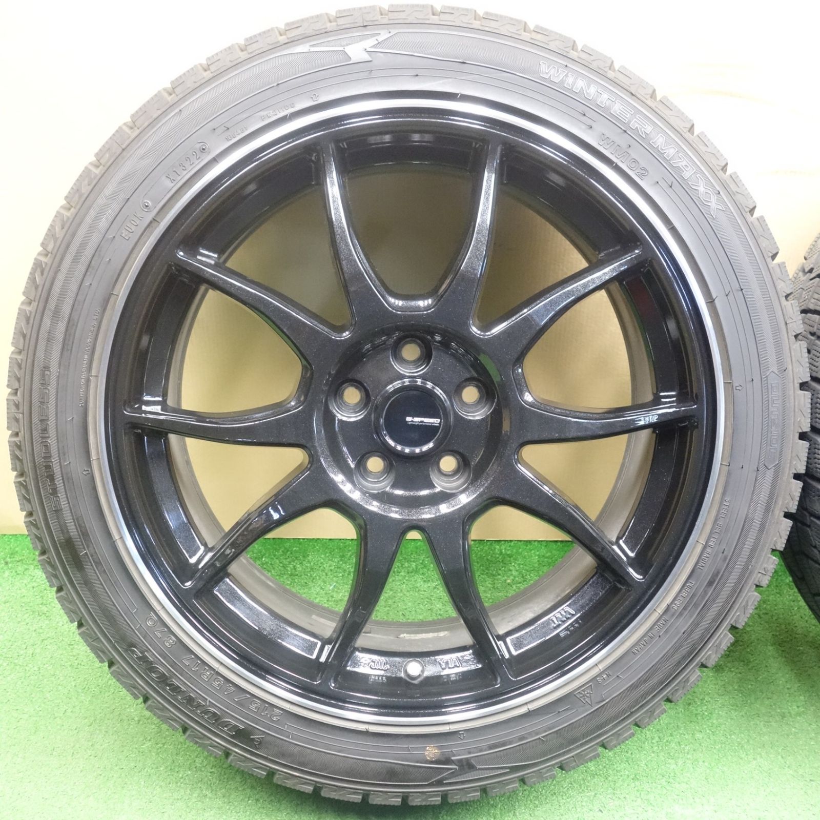 バリ溝！22年！9.5分☆プリウス 等 215/45R17 スタッドレス ダンロップ 