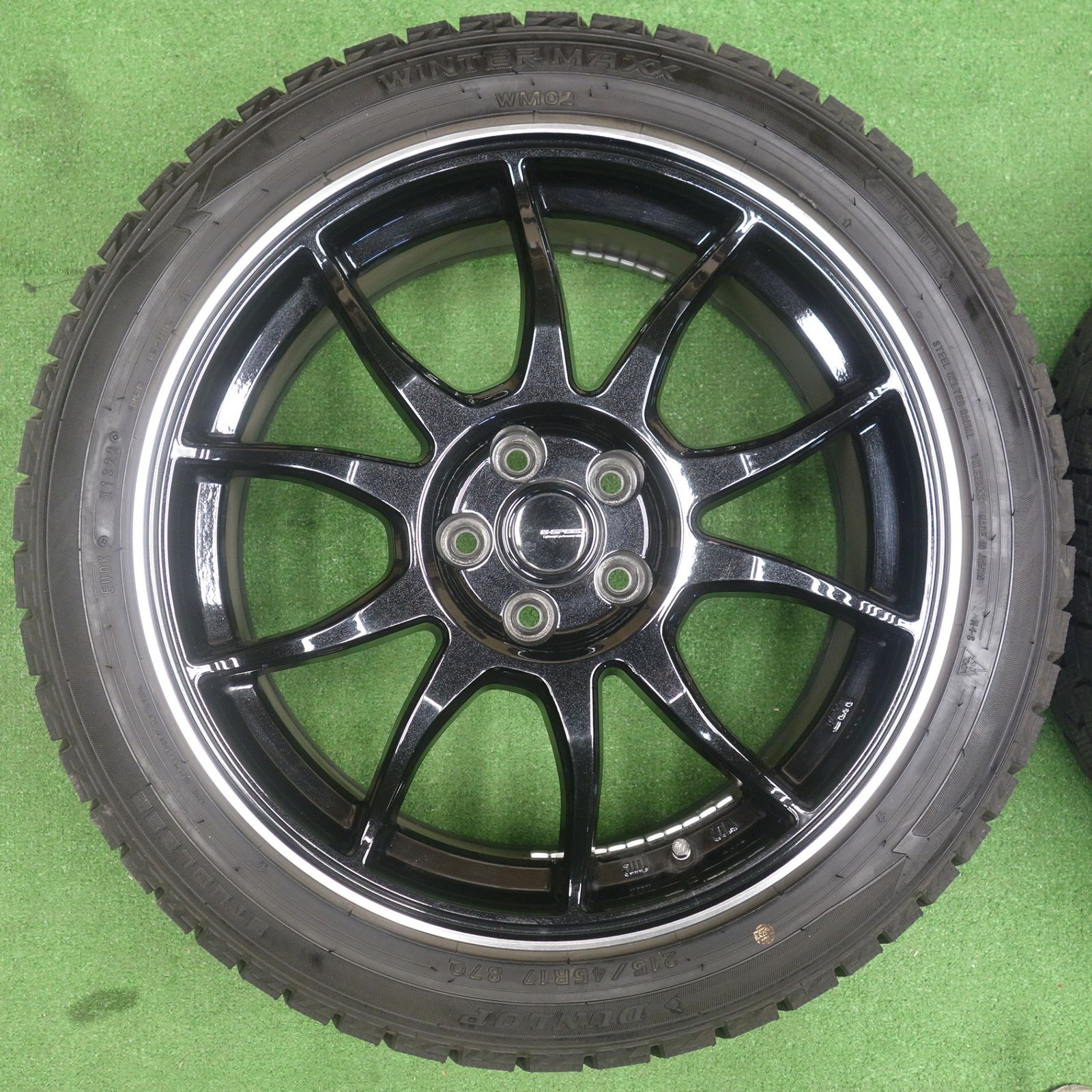 バリ溝！22年！9.5分☆プリウス 等 215/45R17 スタッドレス ダンロップ 