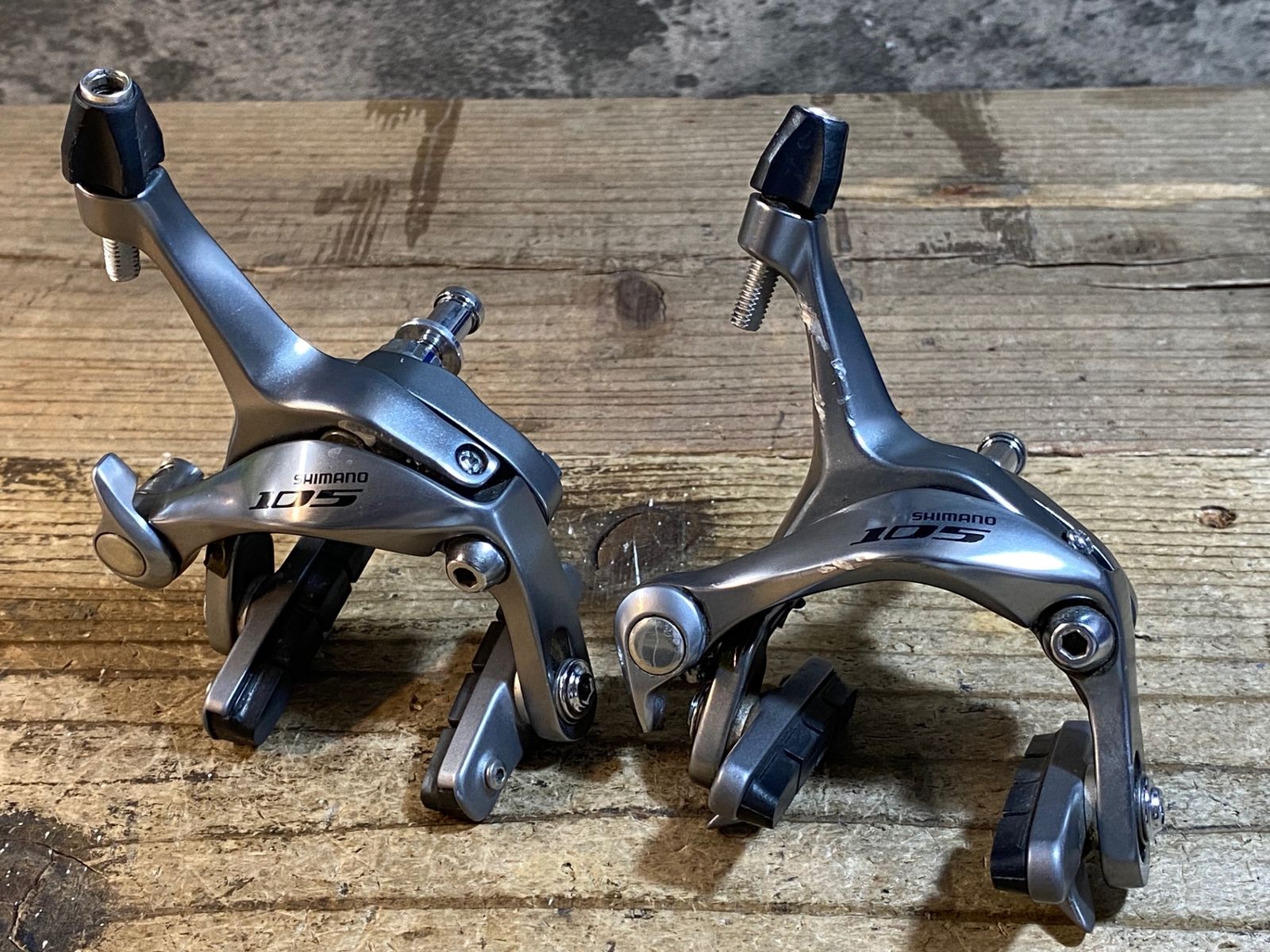 シマノ SHIMANO キャリパーブレーキ シルバー br-r451 前後セット