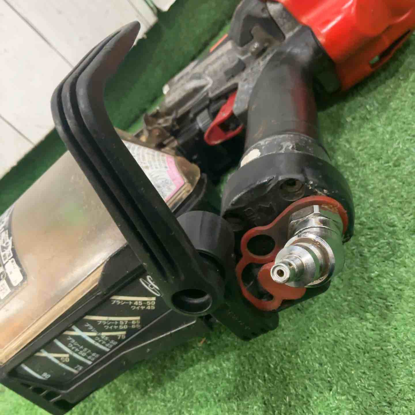 MAX マックス HN-90N4 高圧釘打機 中古品 ヘッドバルブ付近から少しエア漏れあり MAX マックス HN-90N4 高圧釘打機 中古品 ヘッドバルブ付近から少し
