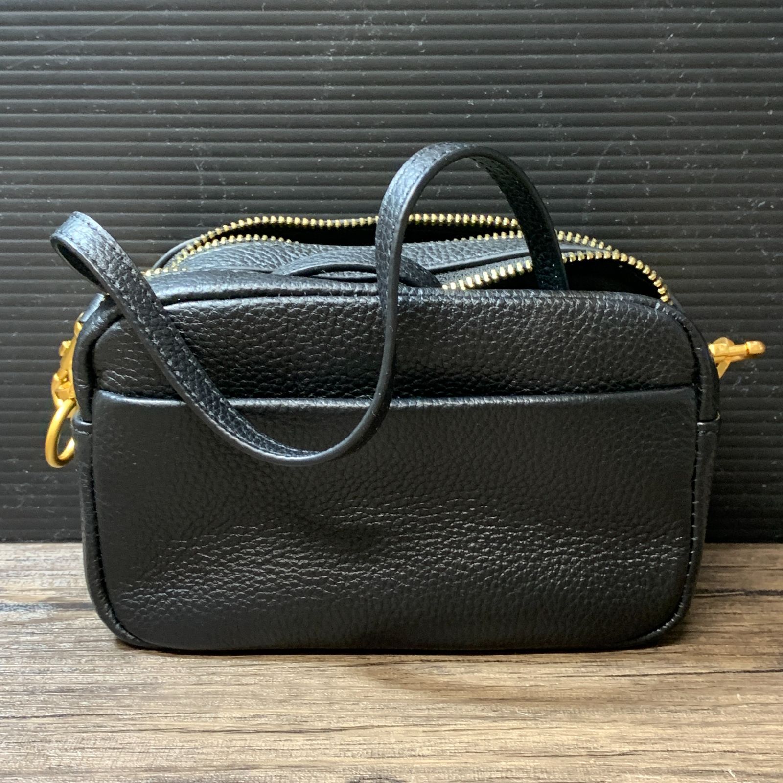 トリーバーチ ショルダーバッグ ペリー ボンベ レザー TORYBURCH