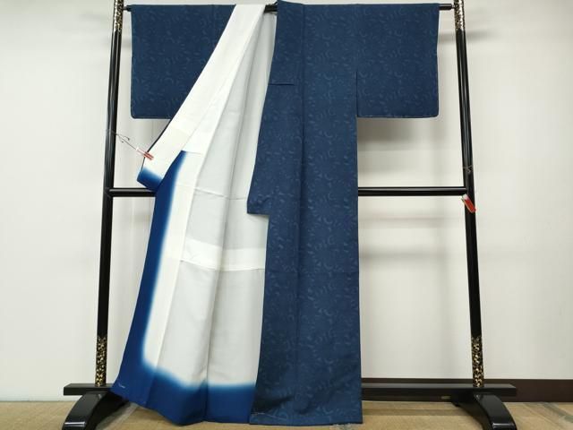 平和屋着物●重要無形文化財　人間国宝　中村勇二郎　江戸小紋　古代菊　鬼しぼ縮緬　正絹　逸品　CABE7113ut 人間国宝 故：中村勇二郎】 特選伊勢型江戸小紋 ≪御仕立て上がり