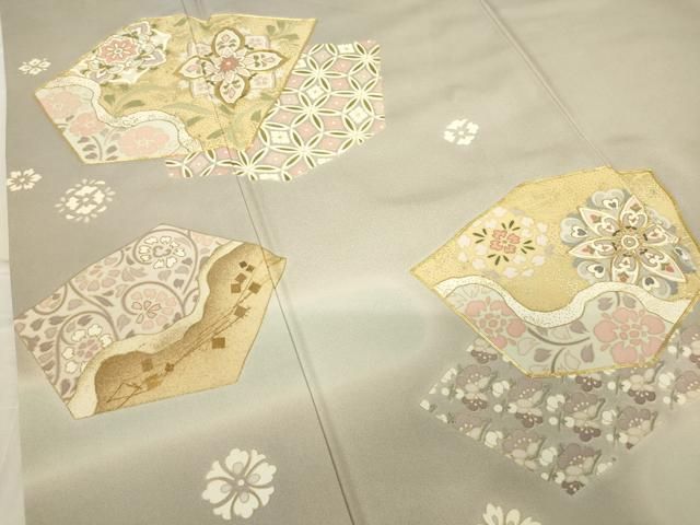 平和屋着物●豪華色留袖　駒刺繍　正倉院花文　暈し染め　金彩　正絹　逸品　DABC3790az 平和屋着物○豪華色留袖 駒刺繍 正倉院花文 暈し染め 金彩 正絹 逸品