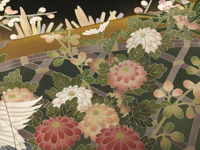 平和屋着物●十日町友禅作家　岡村蒼風　黒留袖　群れ鶴草花文　正絹　逸品　AABH2055ph 平和屋着物○十日町友禅作家 岡村蒼風 黒留袖 群れ鶴草花文 正絹 逸品