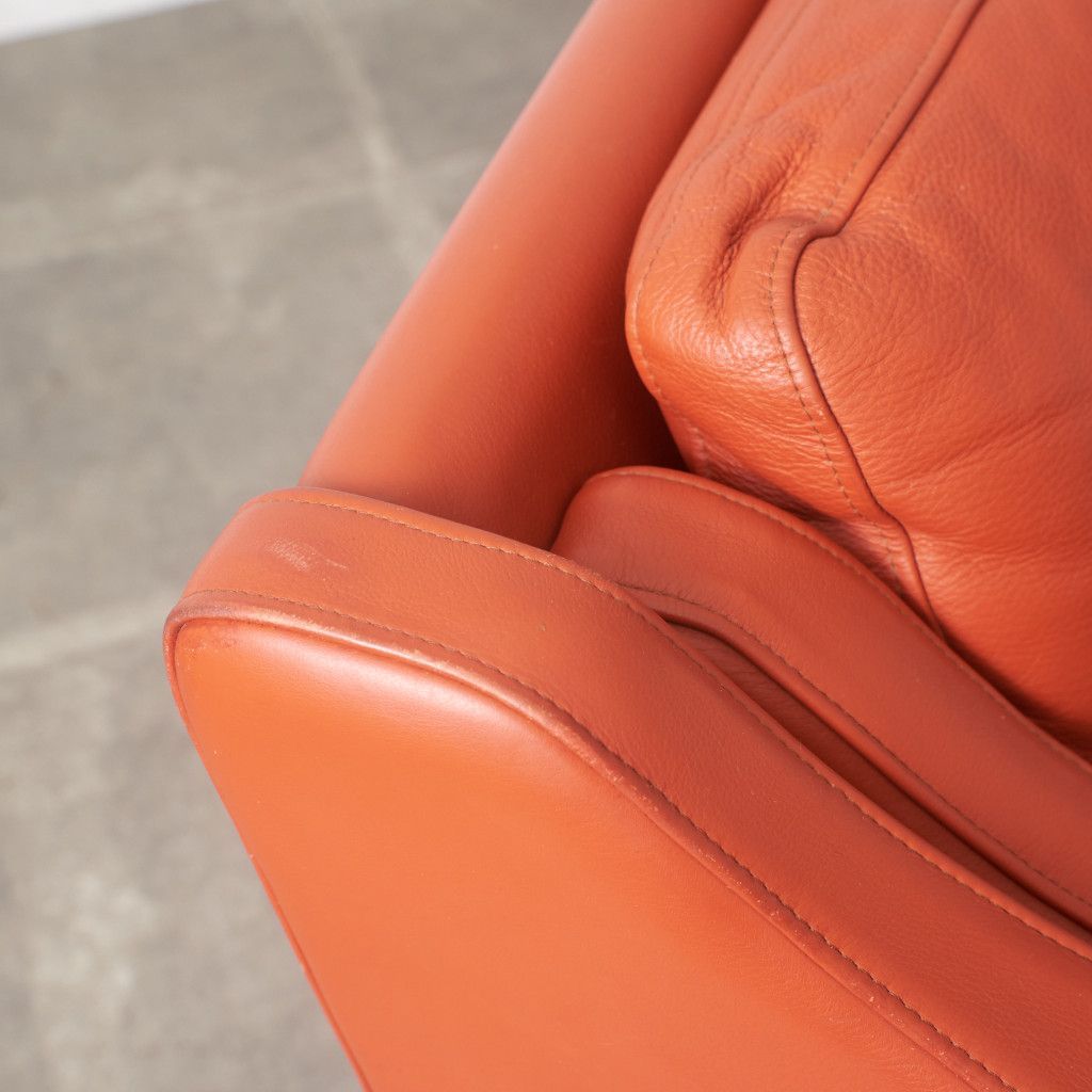 ファニチャー 本革