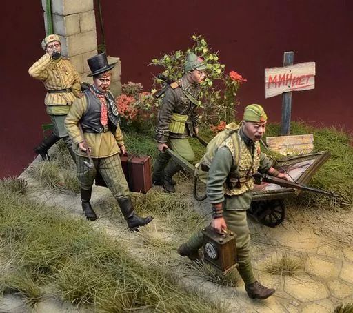 [중고] 프라모델 1/35 제2차 세계대전 러시아/소련 소련 적군 유럽 레드 스톰 리어포스 1944~46 4바디 레진 캐스트 키트 운반용 전리품 [DD35170]