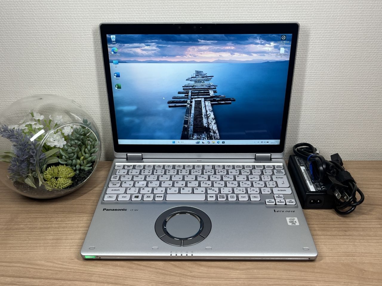 美品・LTE〉03101 Panasonic 希少タッチ CF-QV9 8GB/256GB 第10世代 美品・LTE〉03101 Panasonic 希少タッチ CF-QV9 8GB/256GB 第10世代