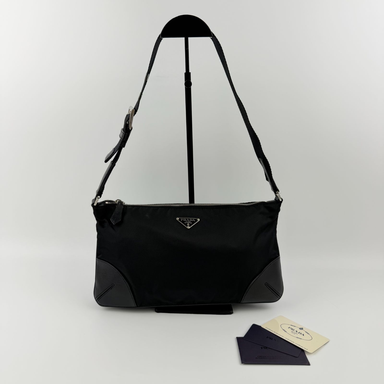 中古】PRADA プラダ ショルダーバッグ ブラック ナイロン レザー 