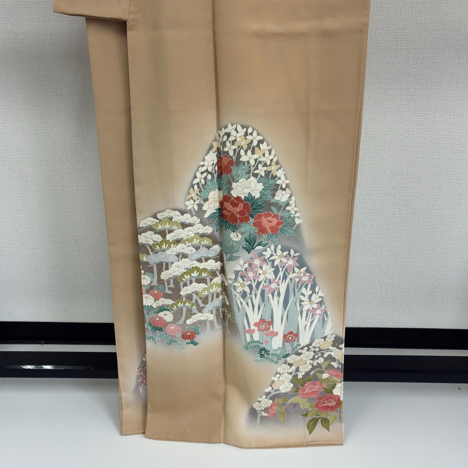 友禅 付け下げ 裄66 正絹 作家物 金彩 美しい染めの花 袷 着物 MK-6427