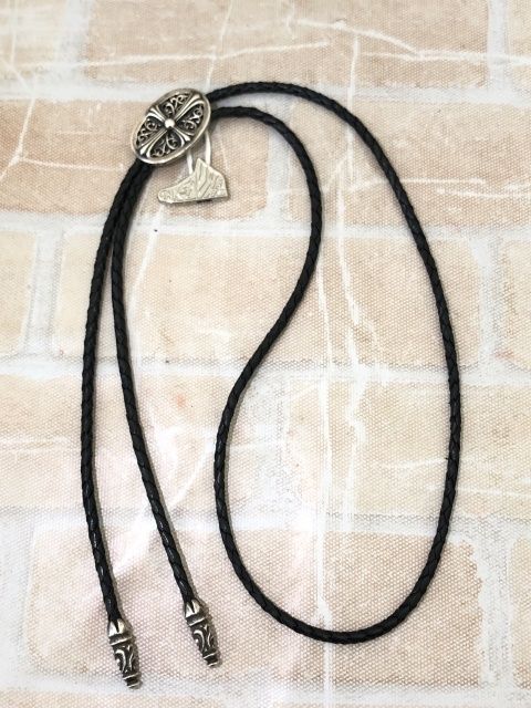 【中古】 CHROME HEARTS クロムハーツ BOLOTIE OVALTINY タイニークラシックオーバルクロス ループタイ 111436531 118,140円