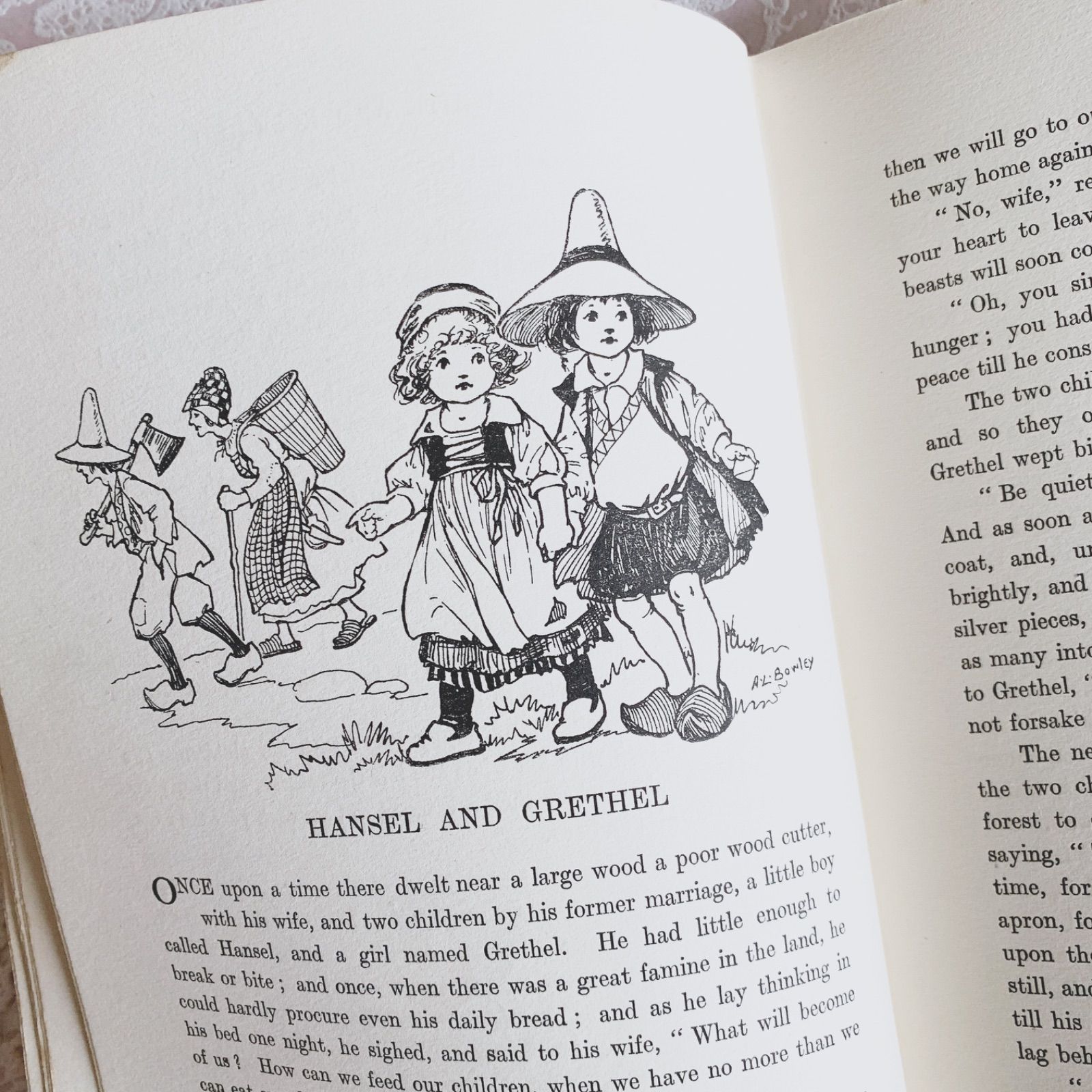 No.457希少 アンティーク 古書 洋書 児童書 樂譜絵本 イギリス童謡 アンティーク本 イギリスの児童書 挿絵入りの古書 | 雑貨と