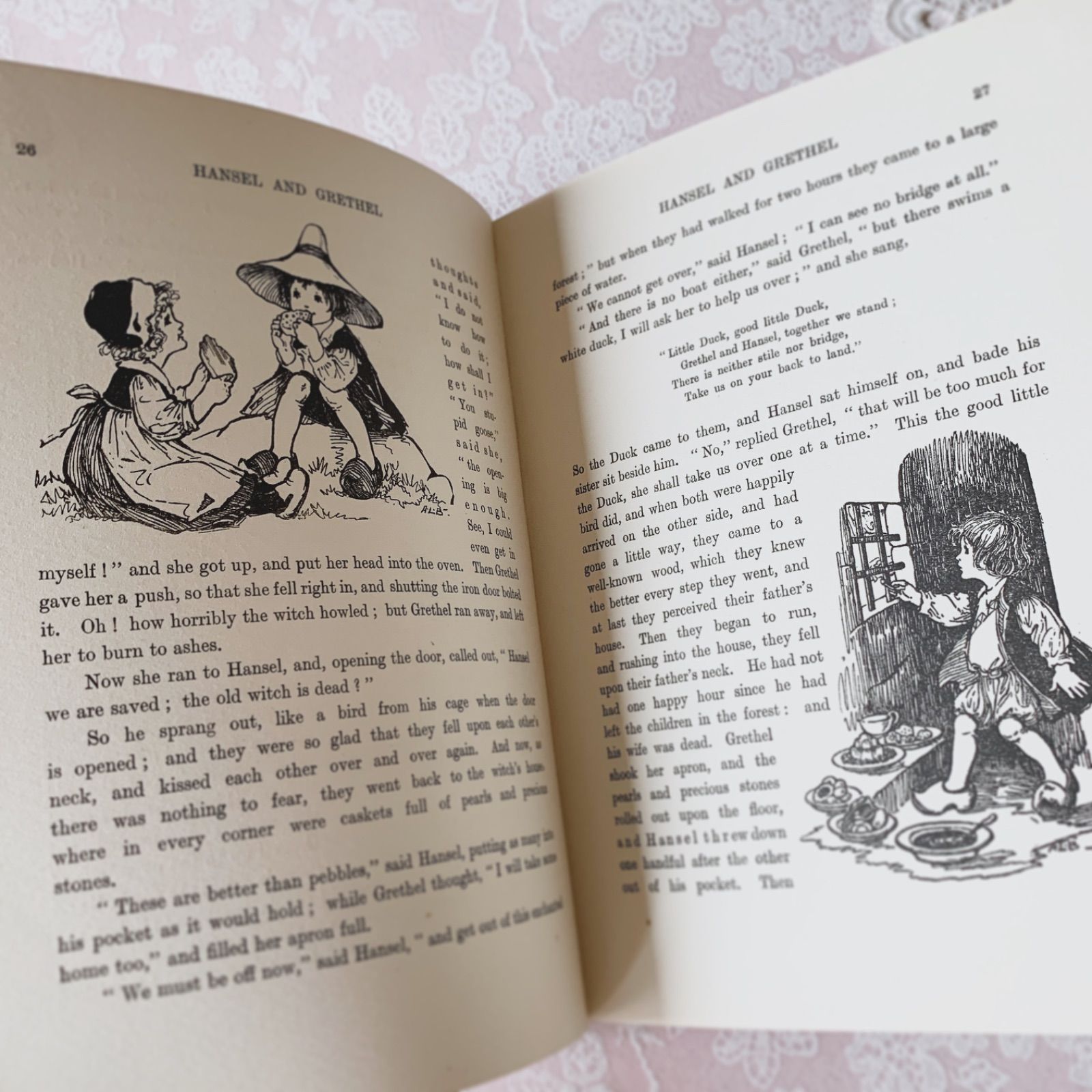 イギリスアンティーク児童書 Old Fairy Tales『古いおとぎ話